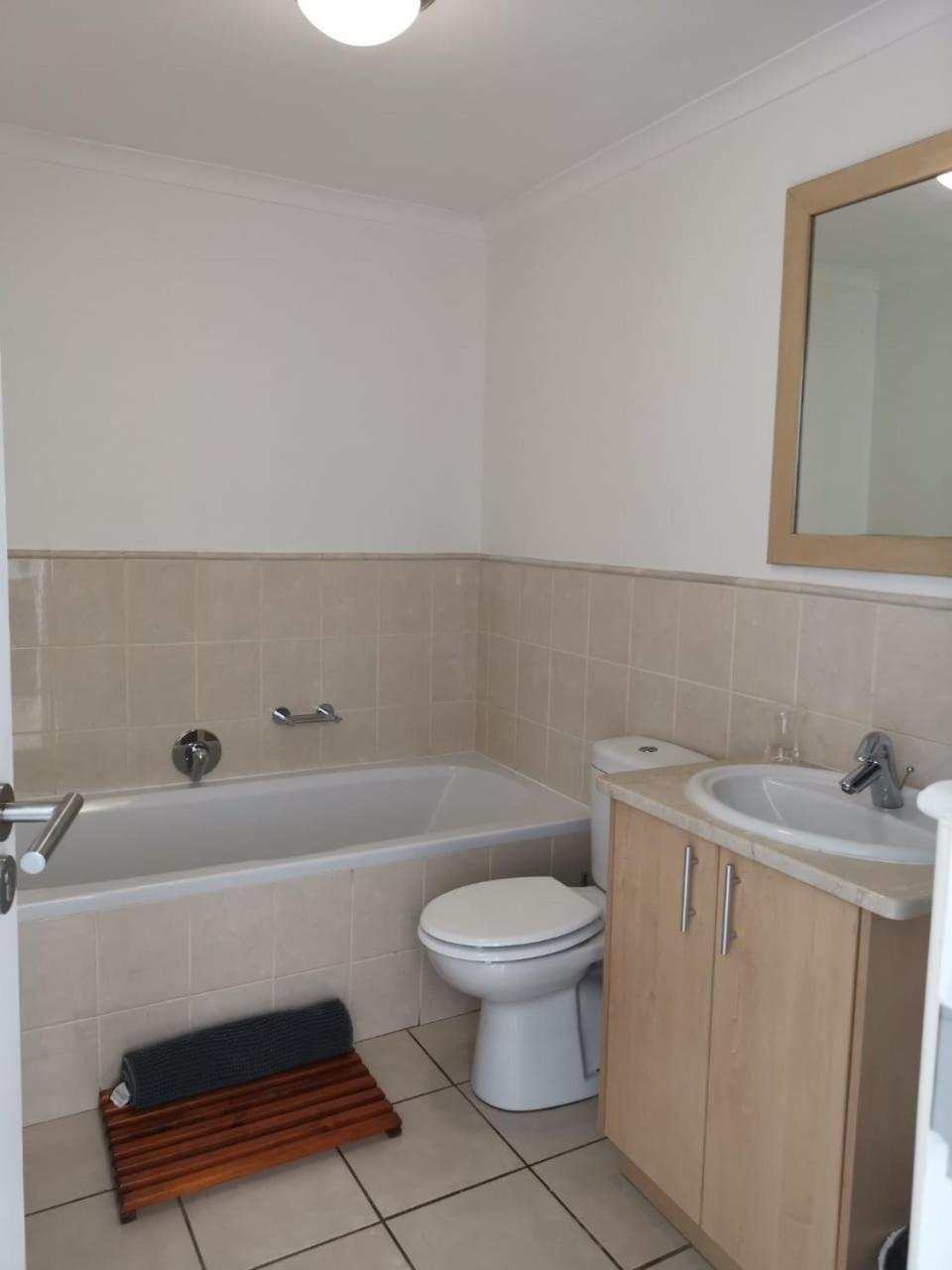 Point Village Accommodation - Santos 40 view 2