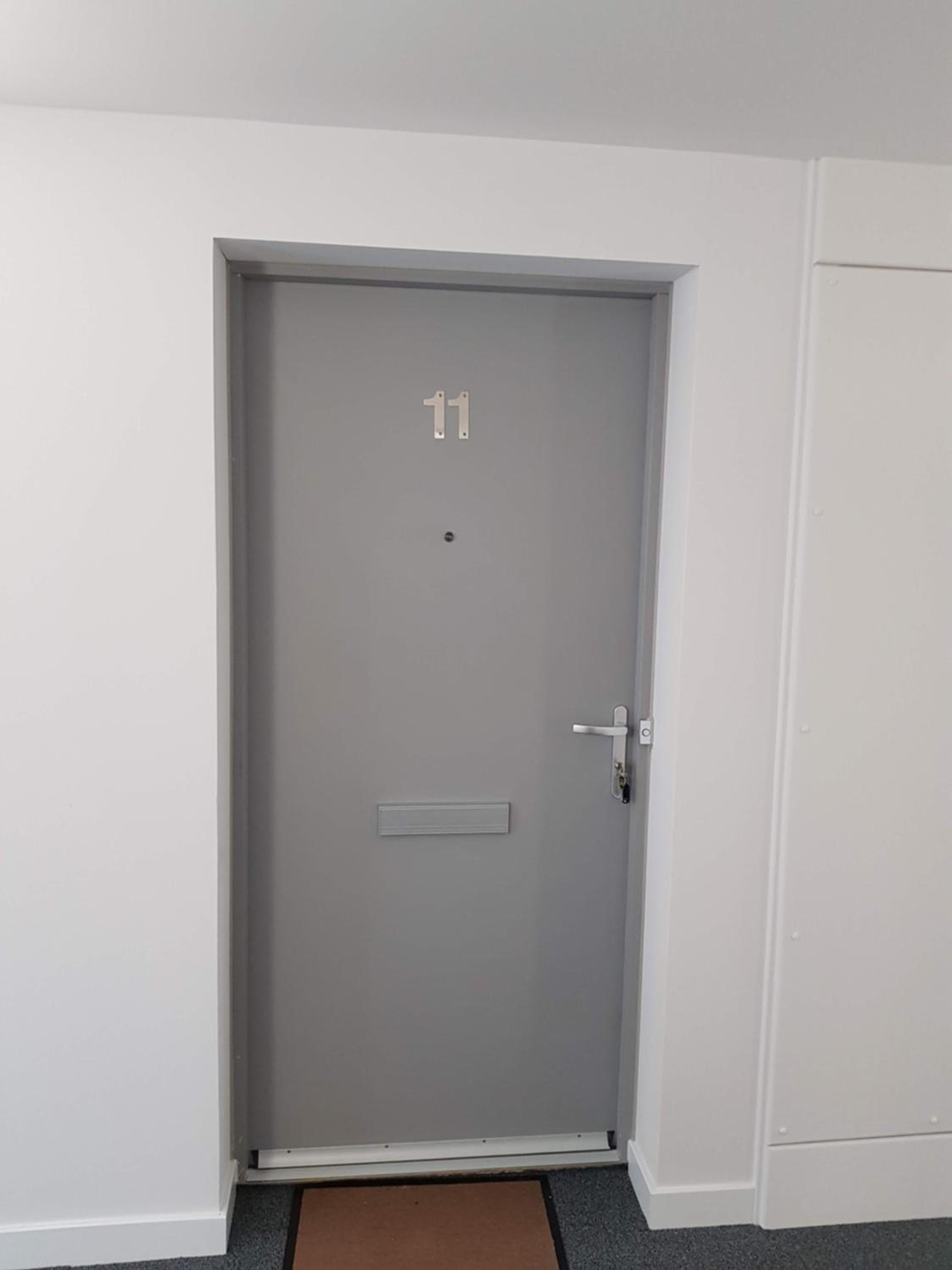 Photo 11