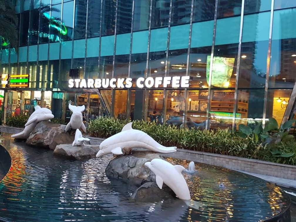 Country garden danga bay ,bay point