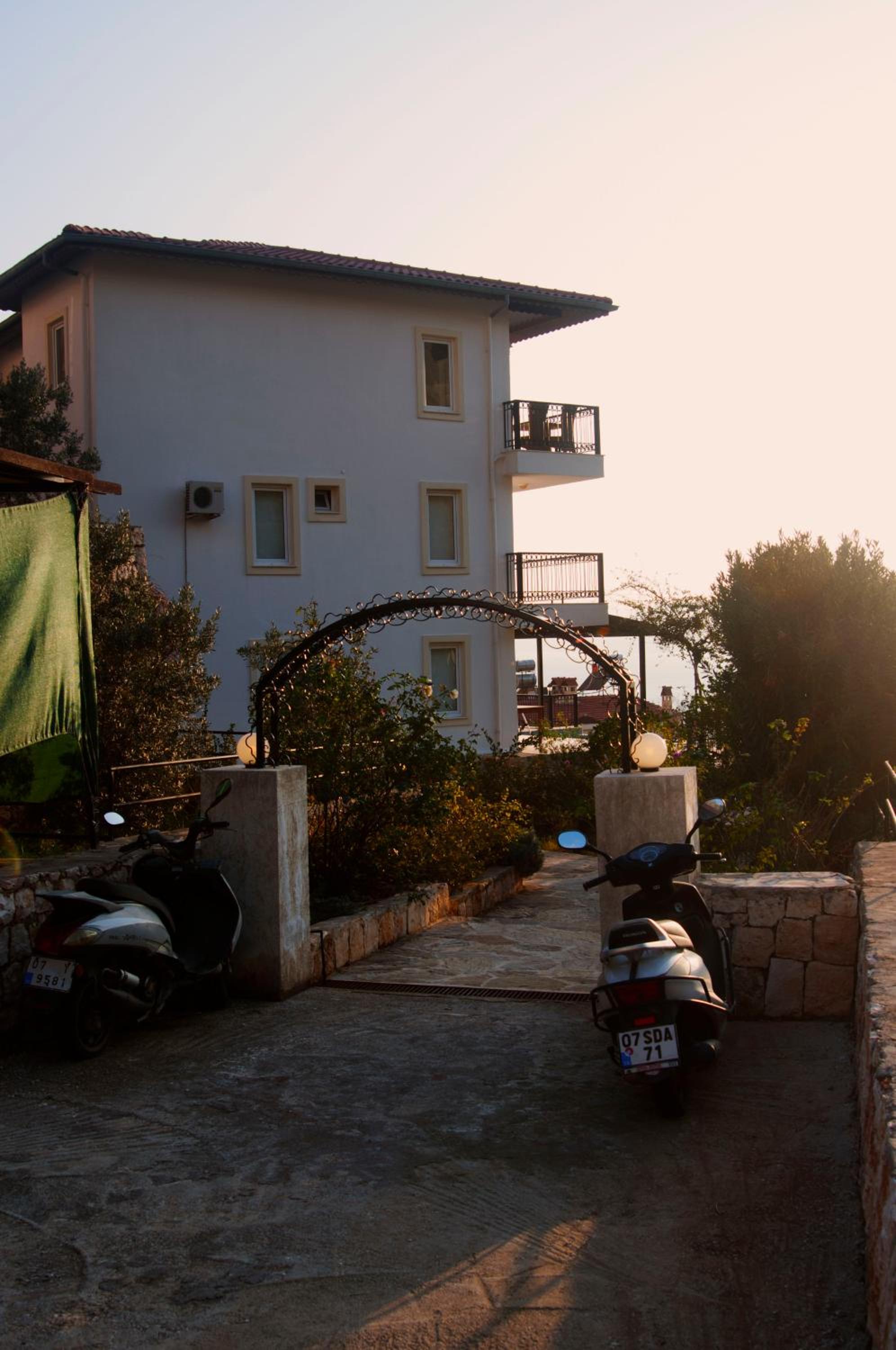 Photo 27