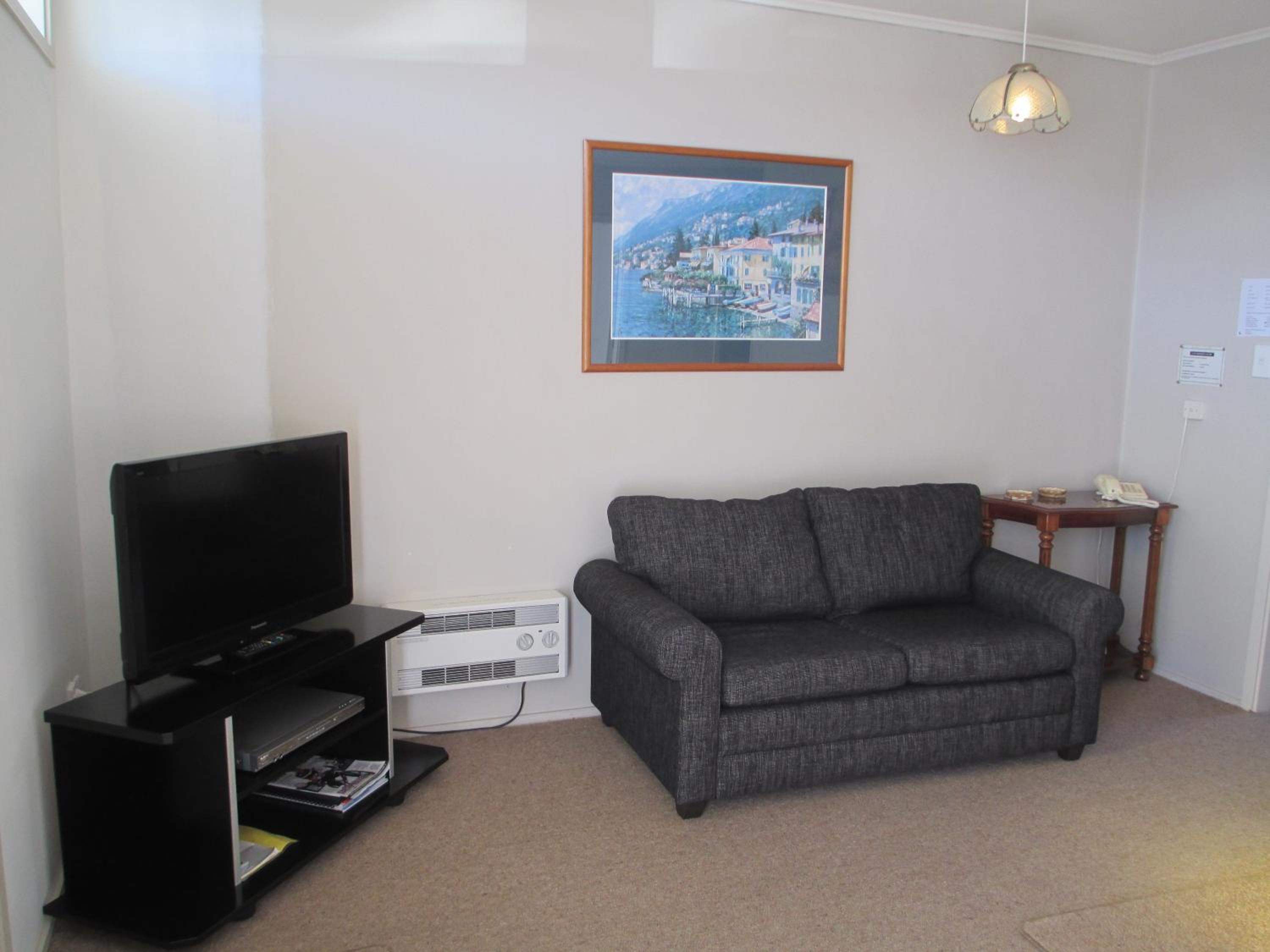 Merivale Court Motel & Apartments