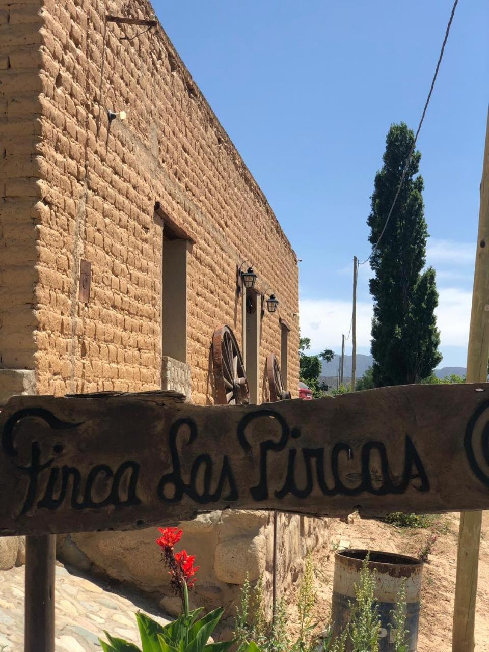 Finca Las Pircas Casa de Adobe
