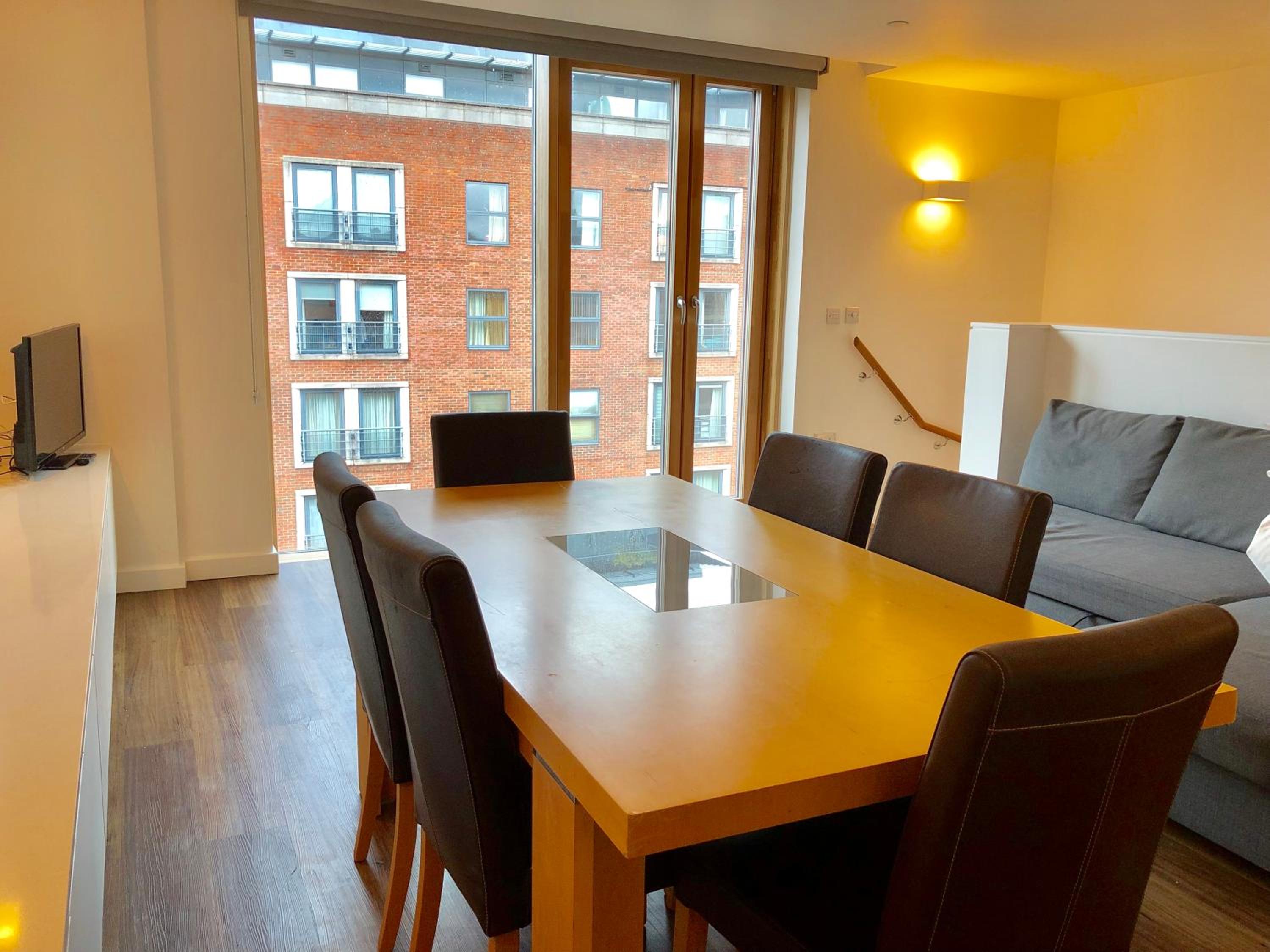 Stylish Apartments in Victoria & Westminster