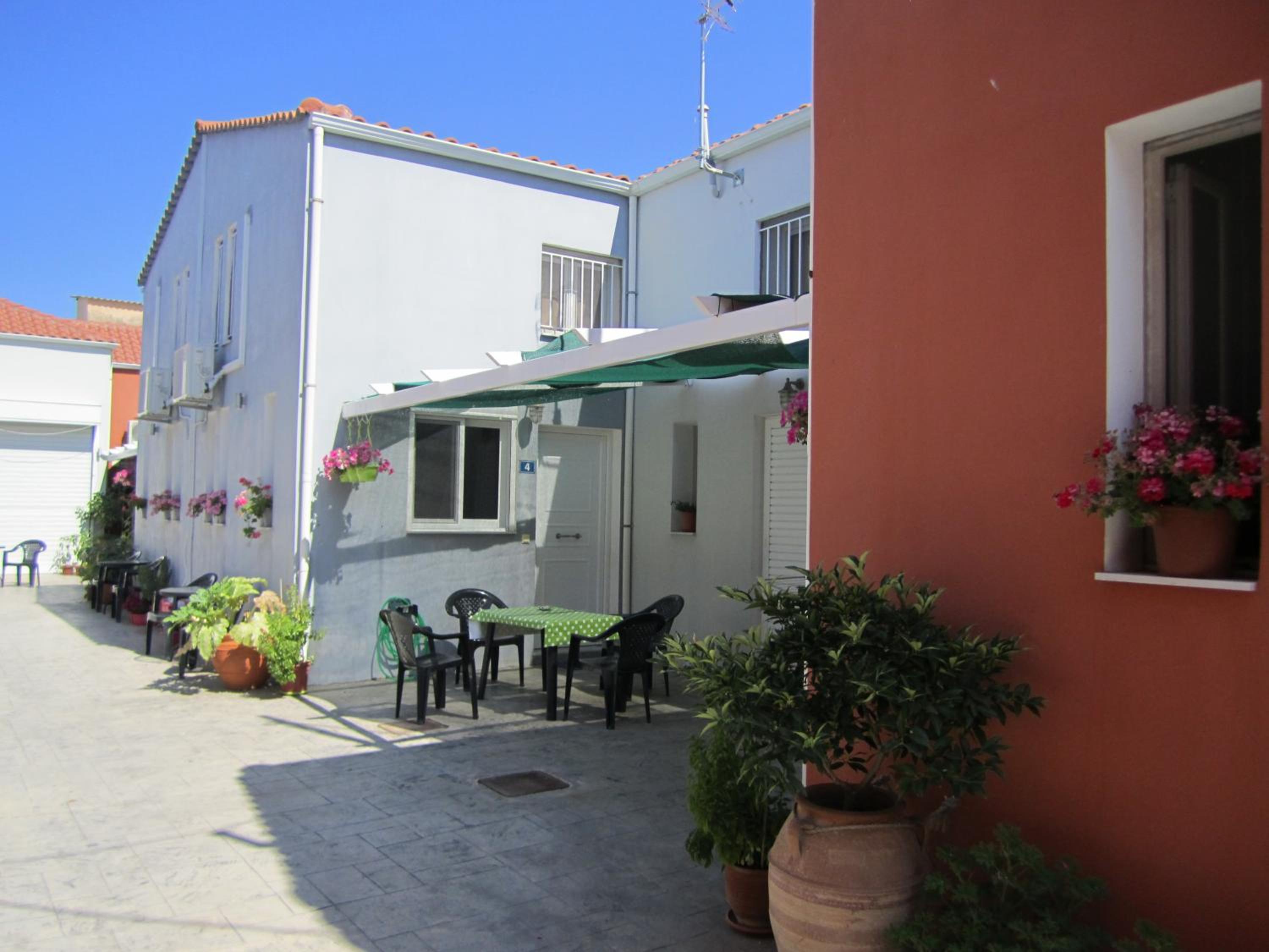 Photo 46