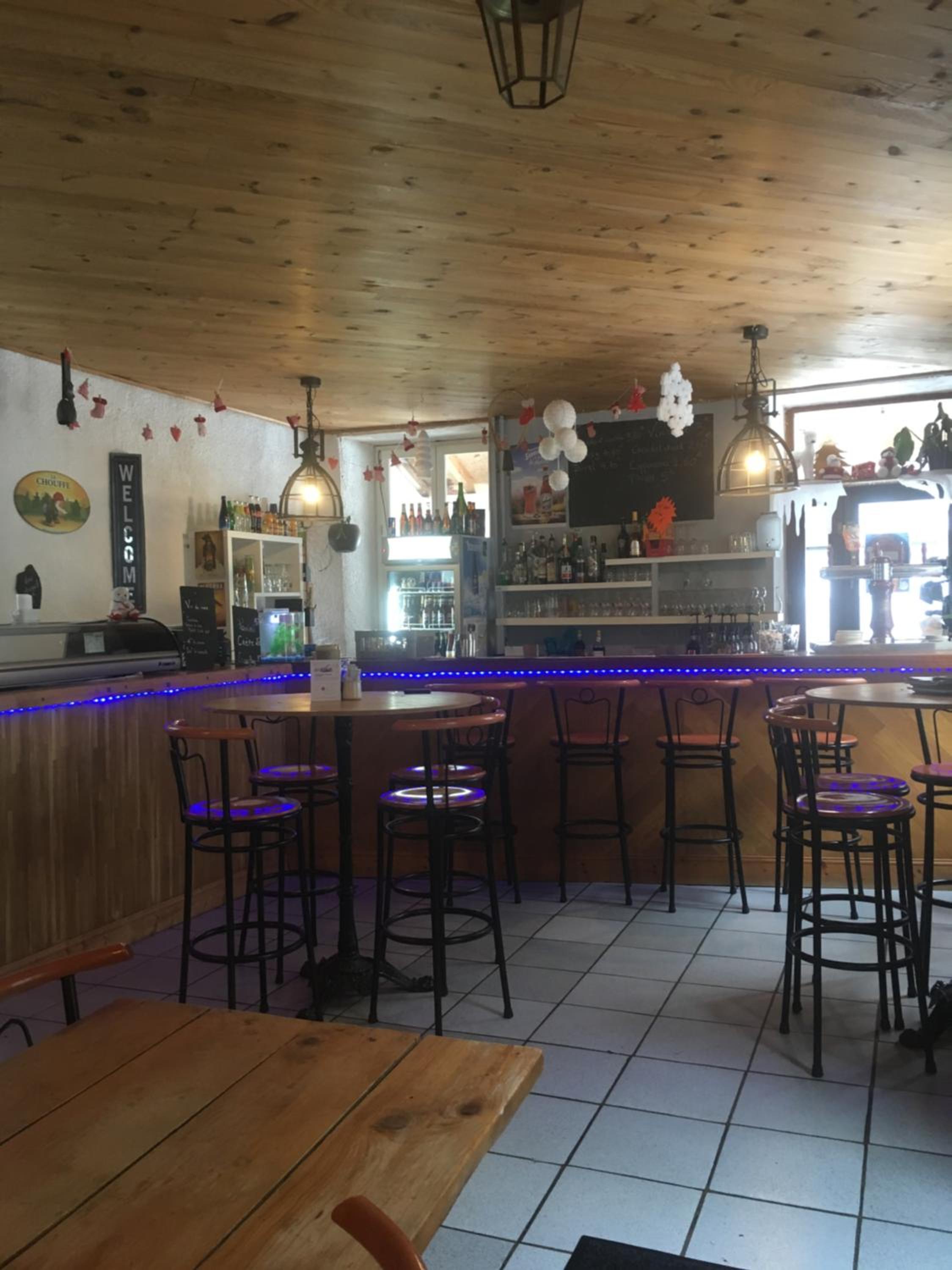 restaurant