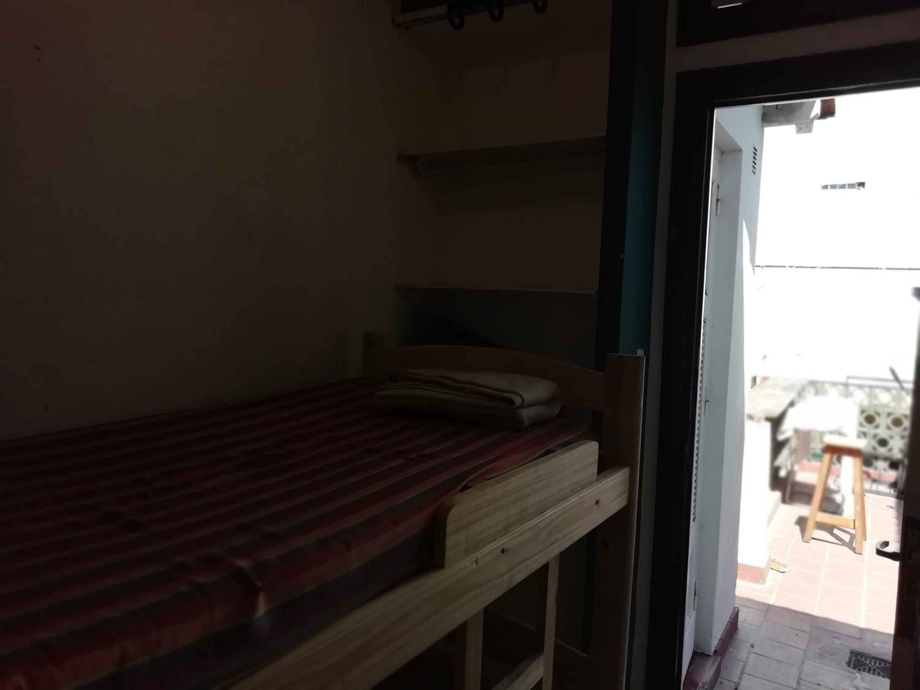 Zeppelin Art-Hostel