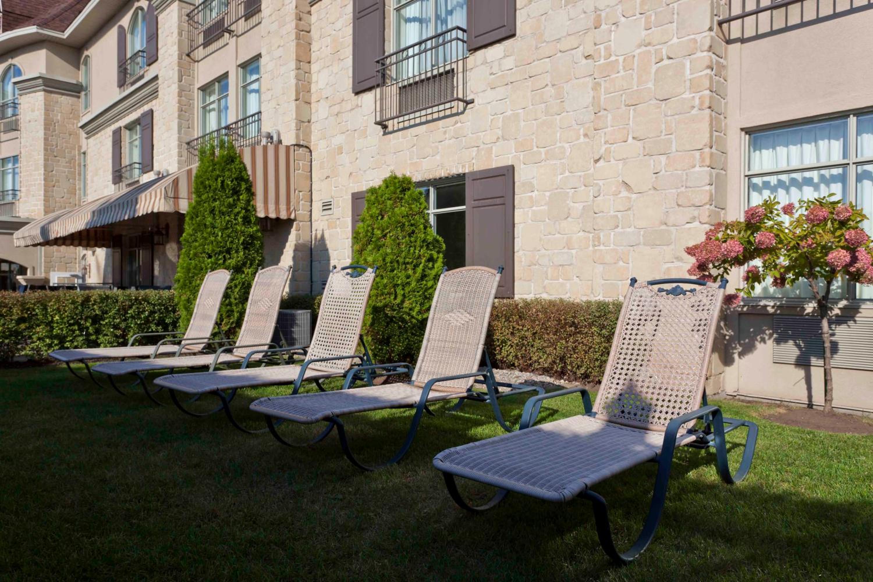 Montreal Vacations - Le St-Martin Hotel  Suites - Property Image 3