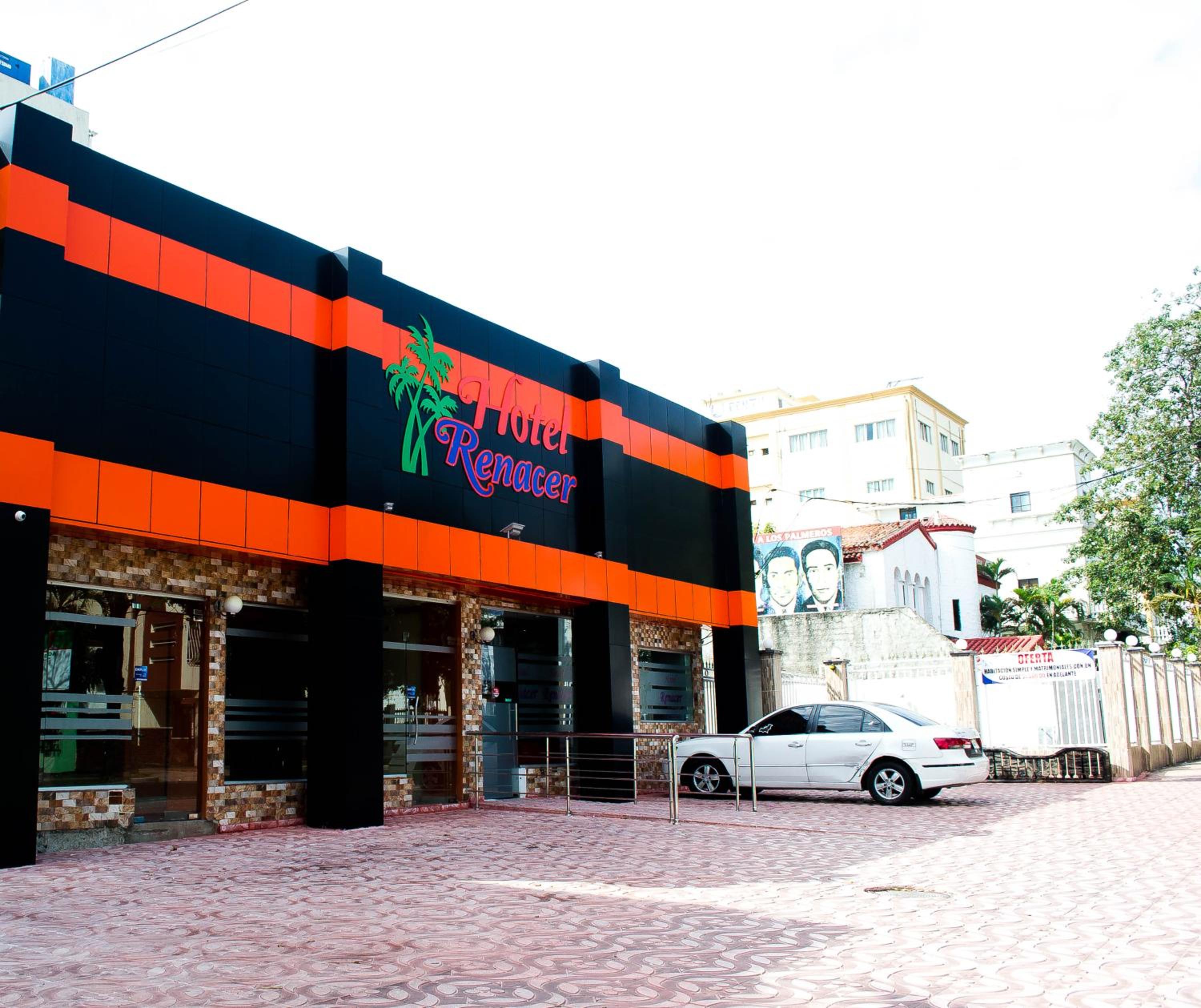 Hotel Renacer - Image 1