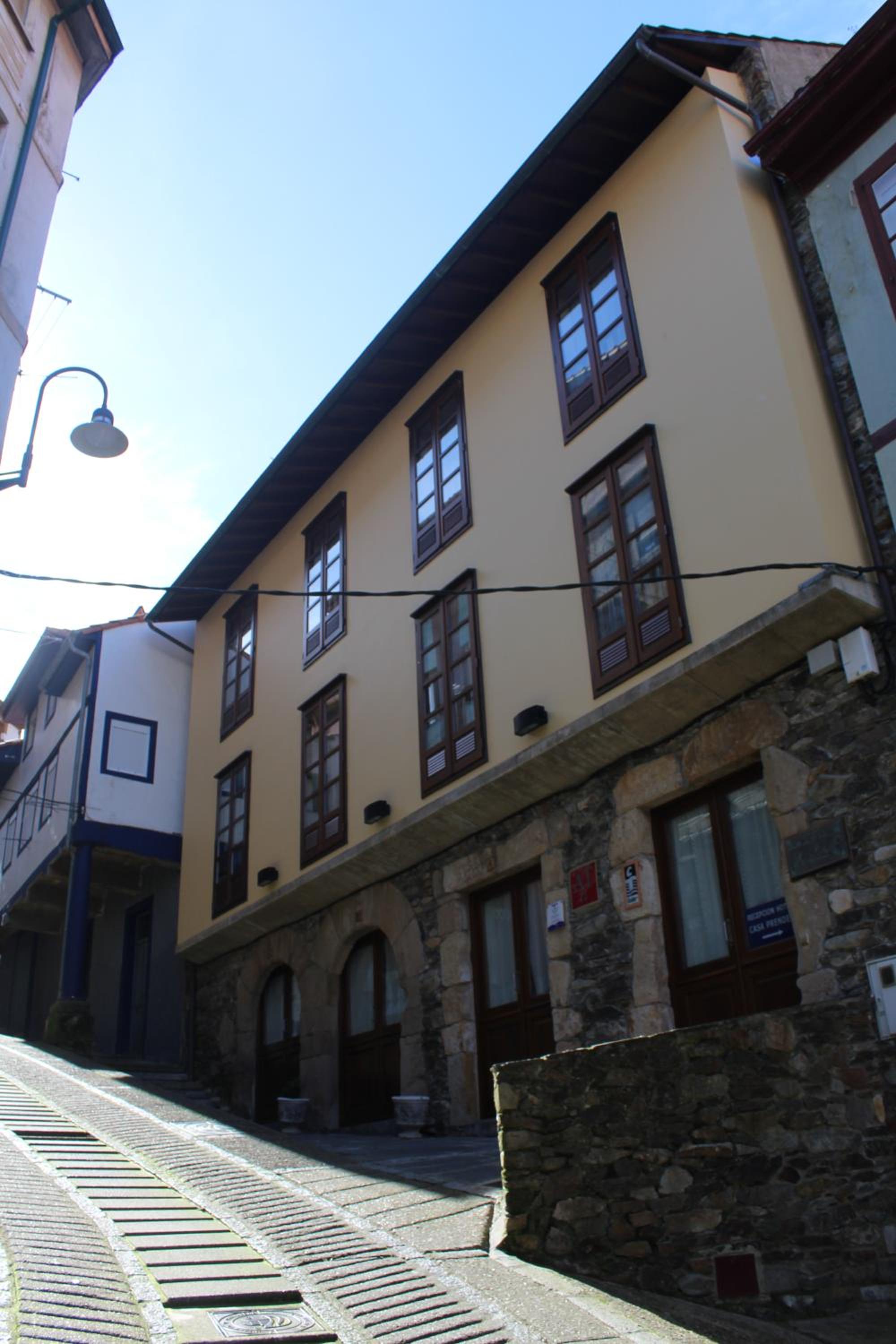 Photo 12