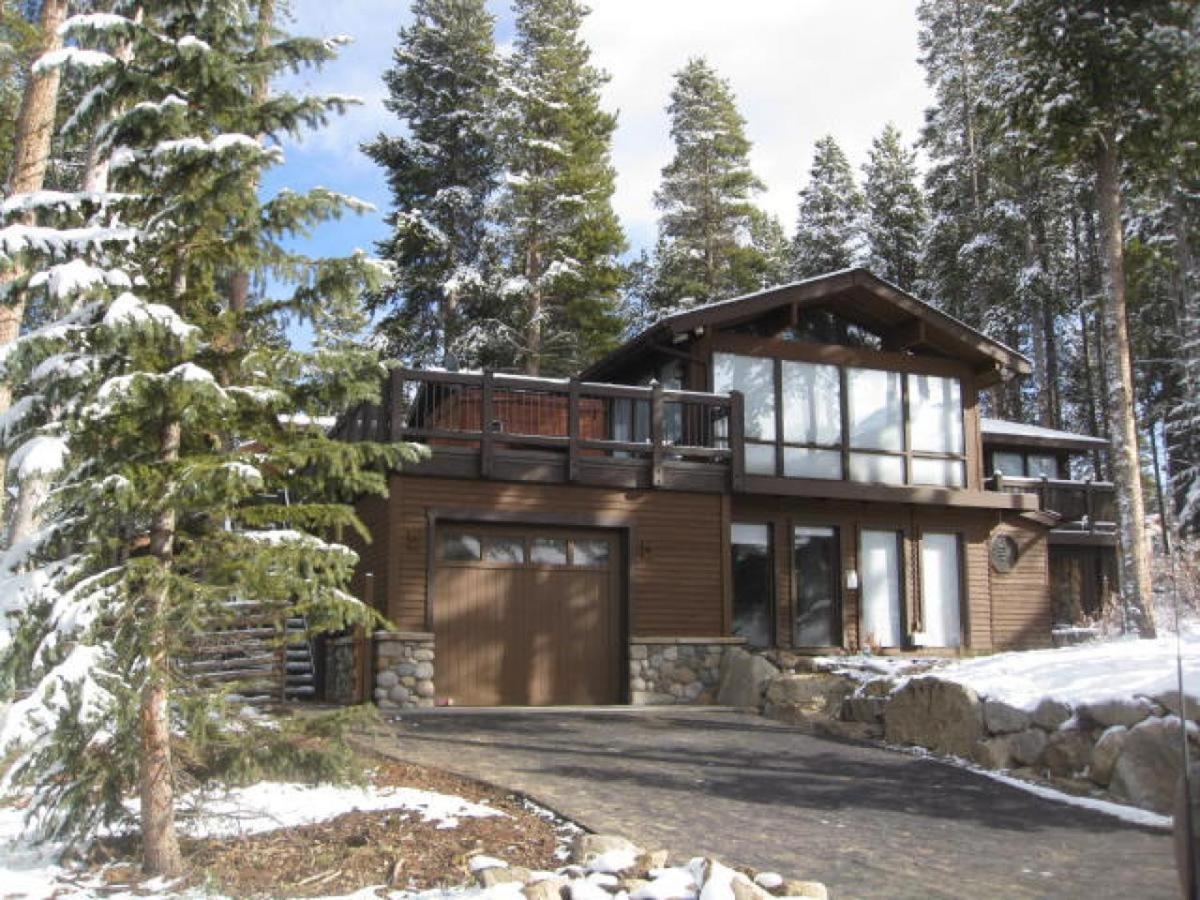 Lonestar Lodge: Sweeping Mountain Views, Hot Tub Patio view 2