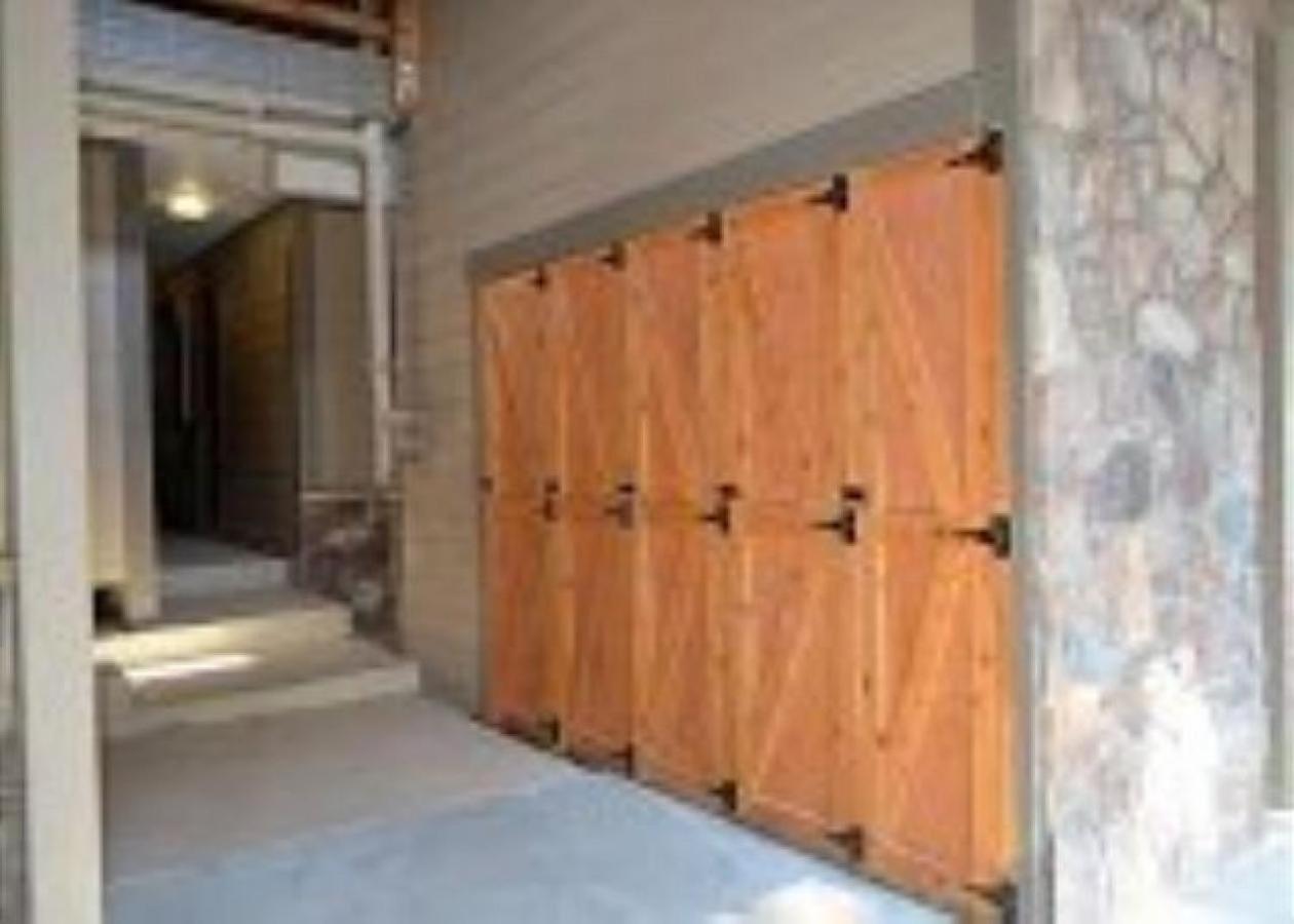 Timbernest Cottonwood Condo: Ideal Breck Location