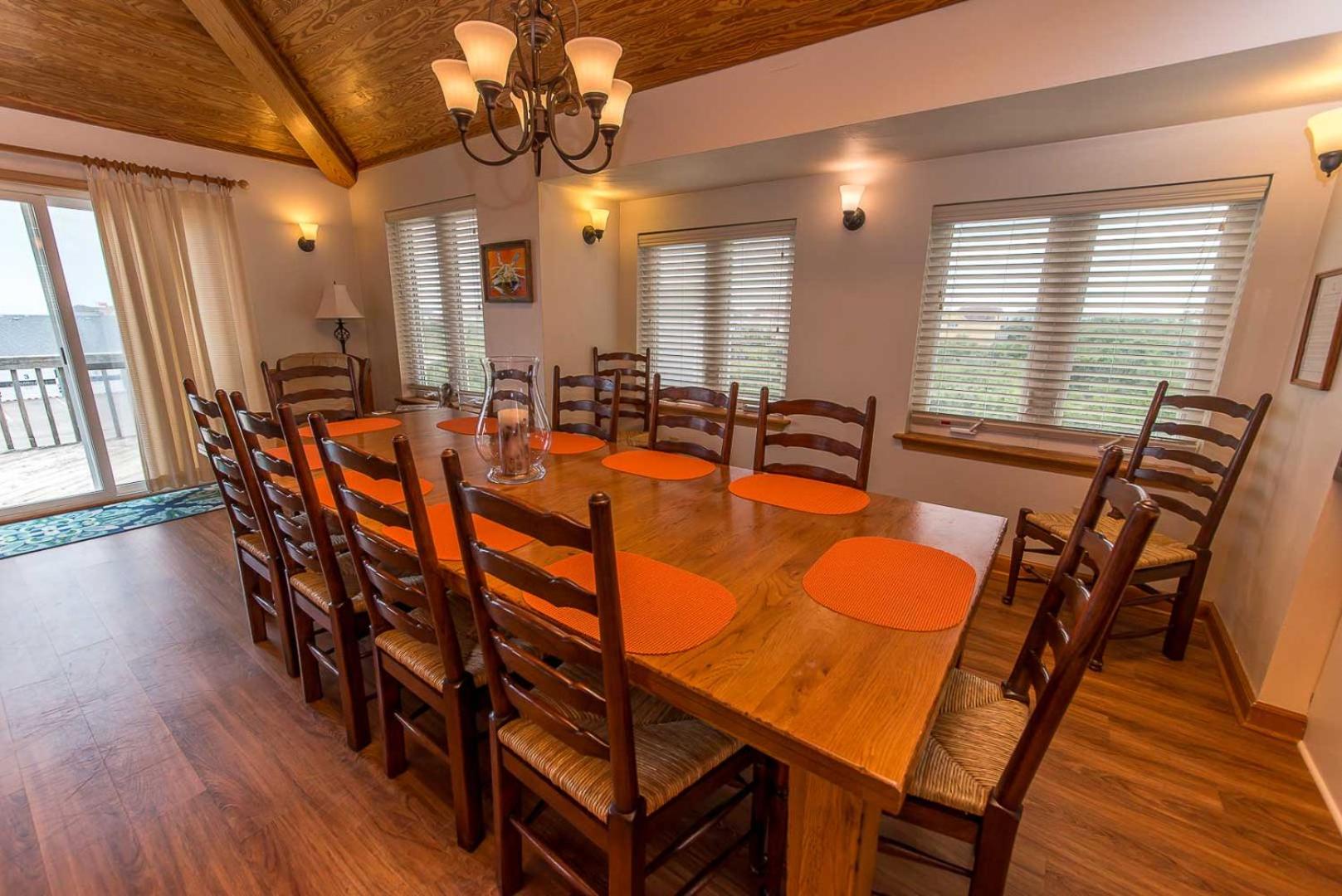 Sandi Hill - Corolla, Whalehead, 295 Yds to Beach, Ocean View, Pool, Hot Tub, Pets OK
