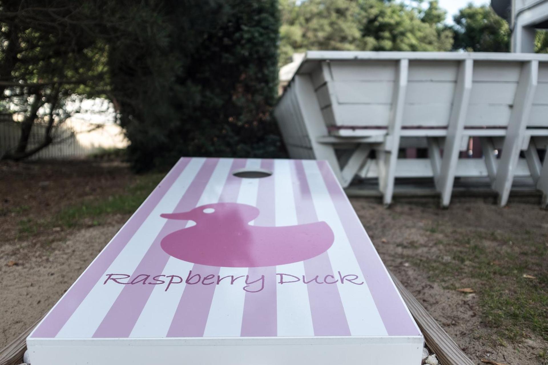 Raspberry Duck - Duck Landing, 525 Yds to Beach, Pool, Tiki Bar, Hot Tub, Close to Downtown