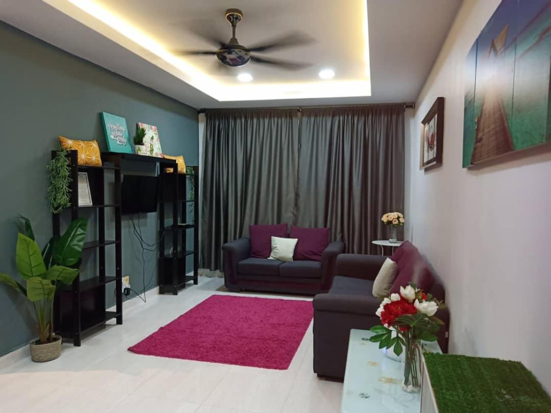 Casa Inderaloka Pantai Batu Buruk photo 2