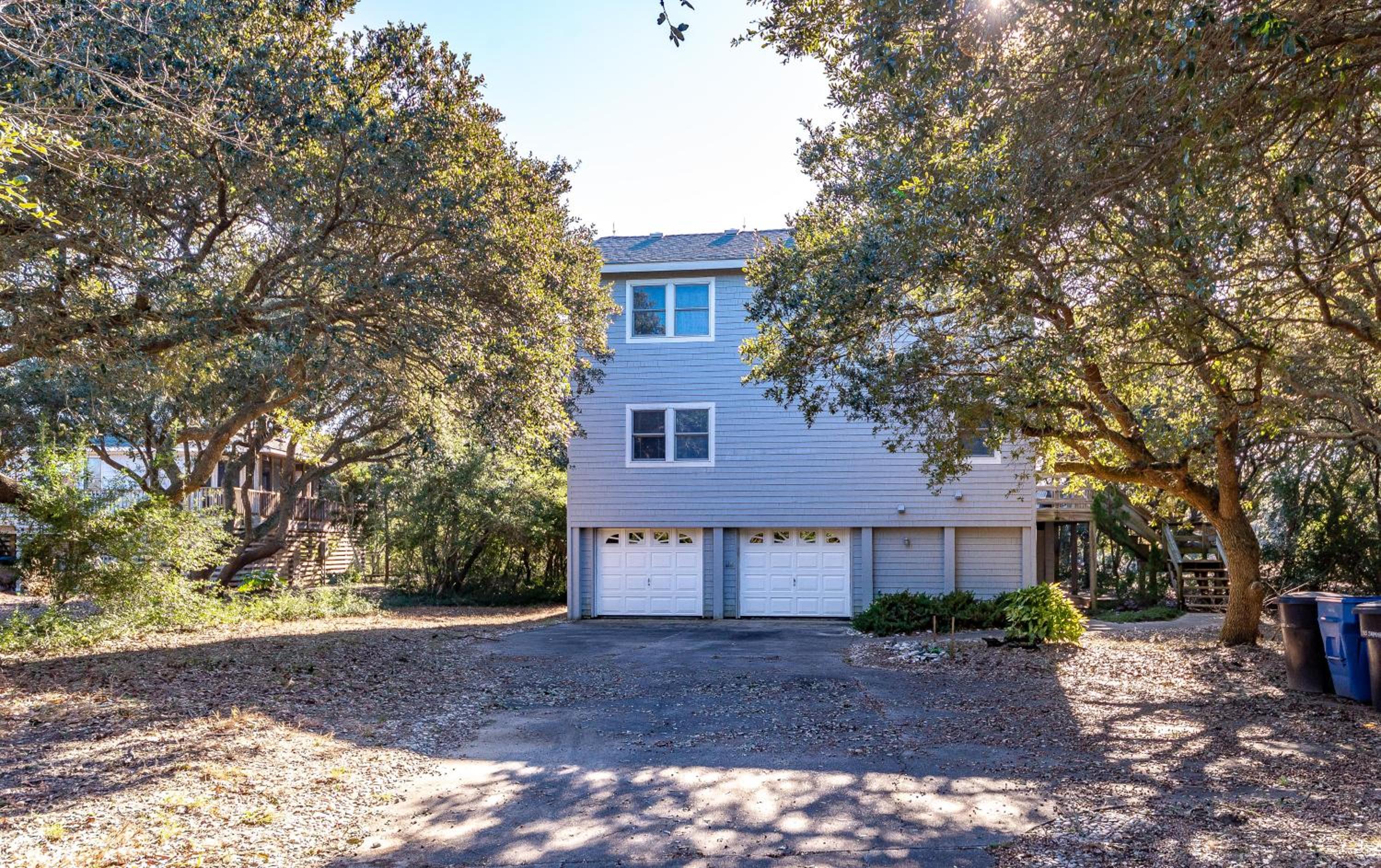 Casa La Playa - Duck, Sanderling, Lakefront, 160 Yards to the Beach, Community Pool, Pets OK