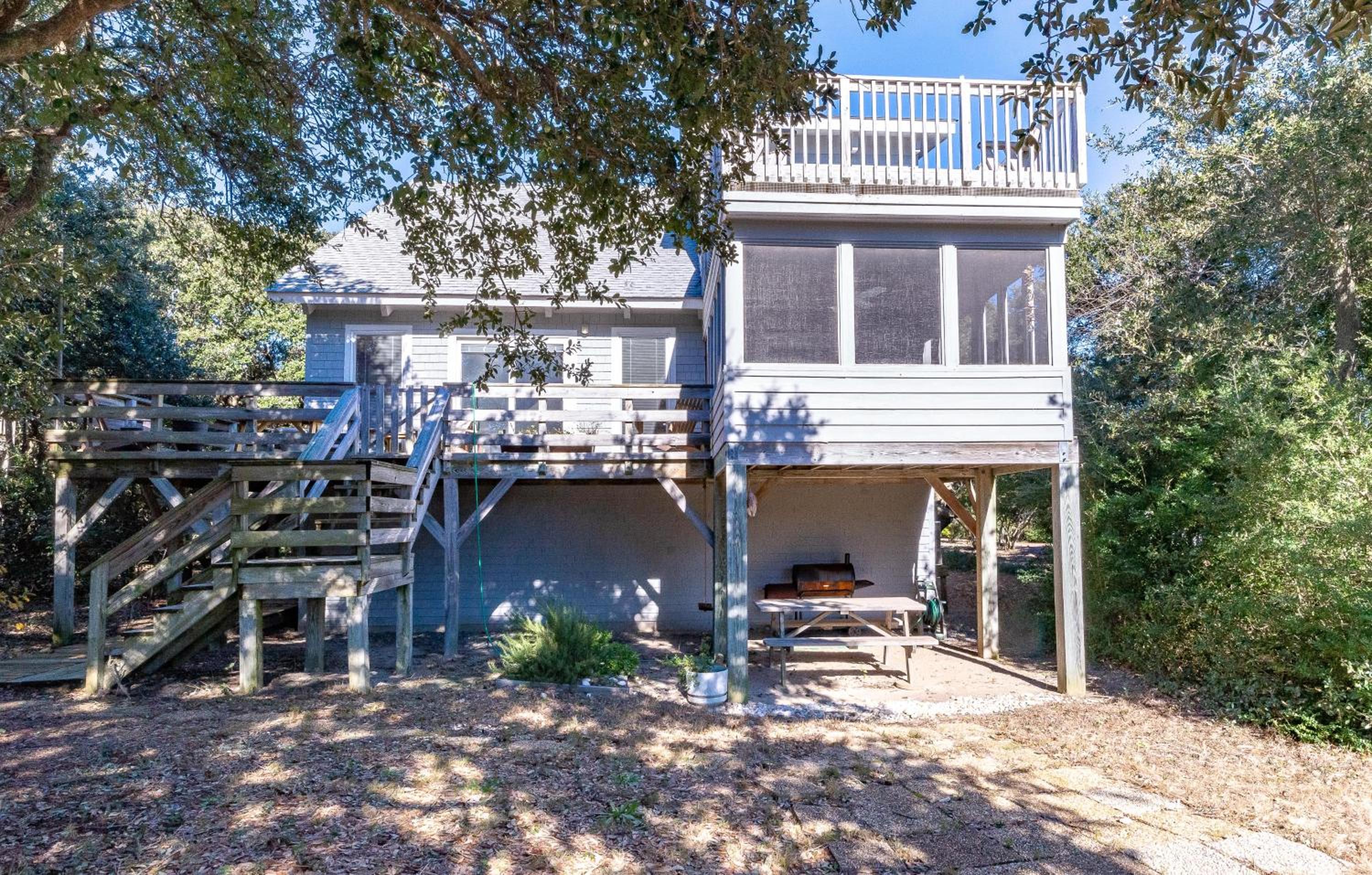 Casa La Playa - Duck, Sanderling, Lakefront, 160 Yards to the Beach, Community Pool, Pets OK
