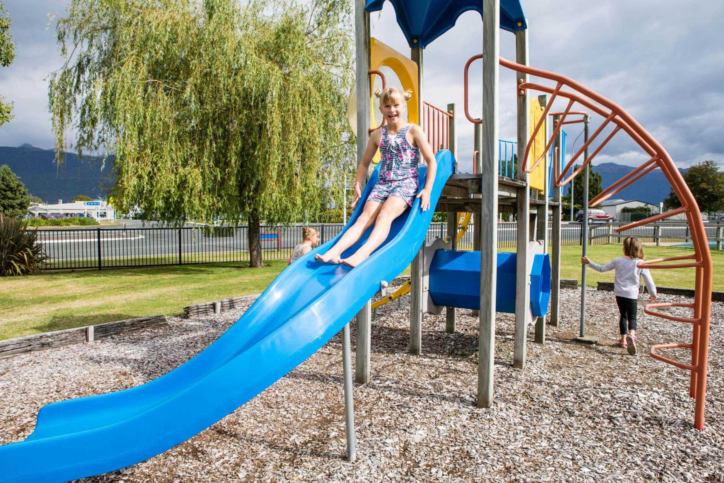 Te Anau Top 10 Holiday Park and Motels