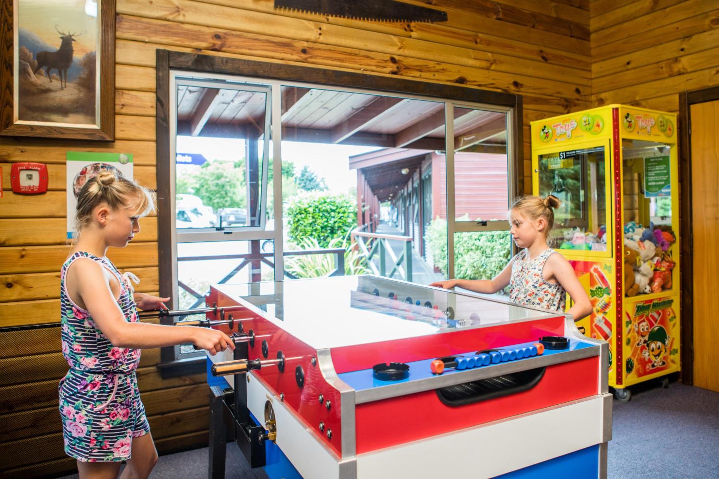 Te Anau Top 10 Holiday Park and Motels