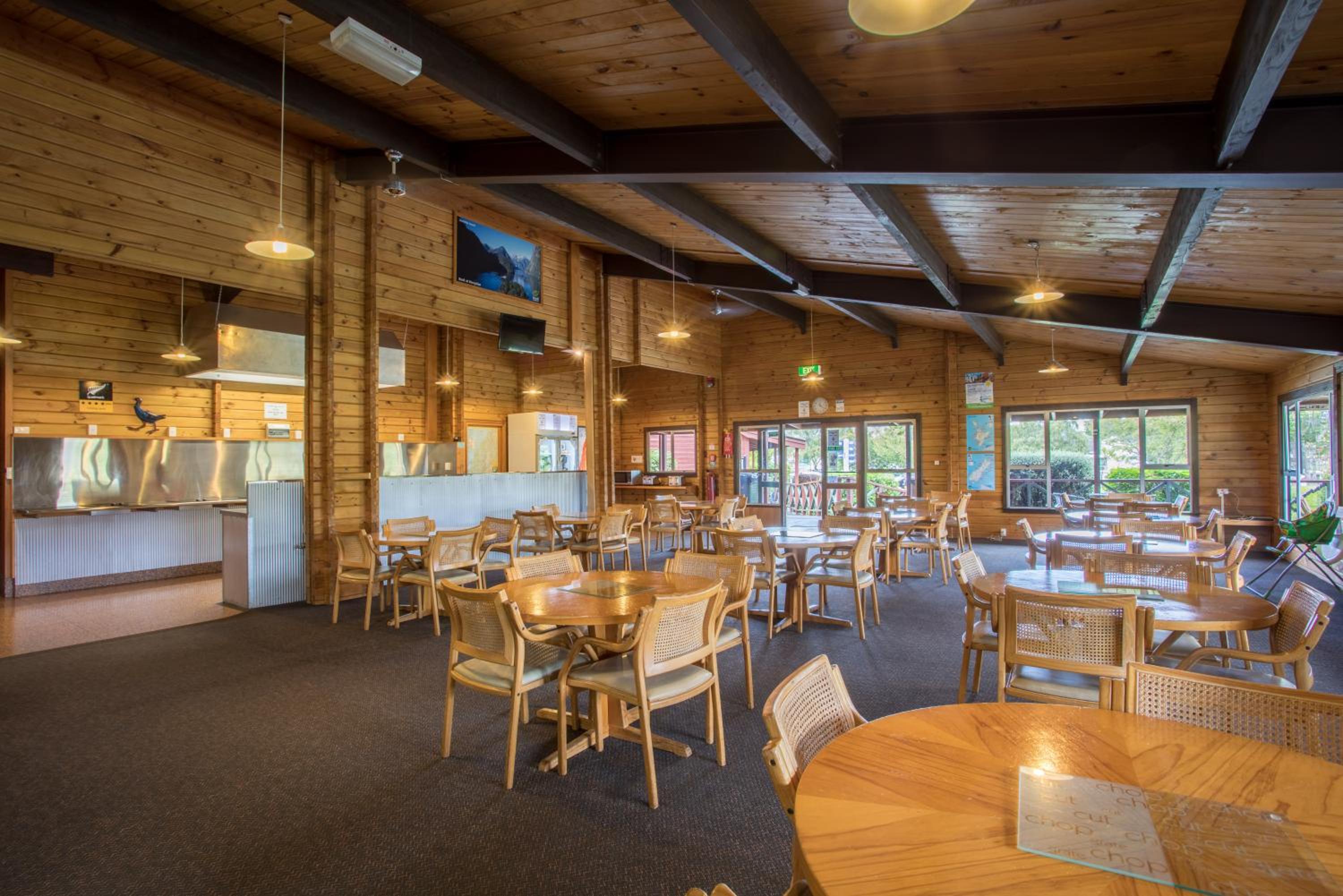 Te Anau Top 10 Holiday Park and Motels