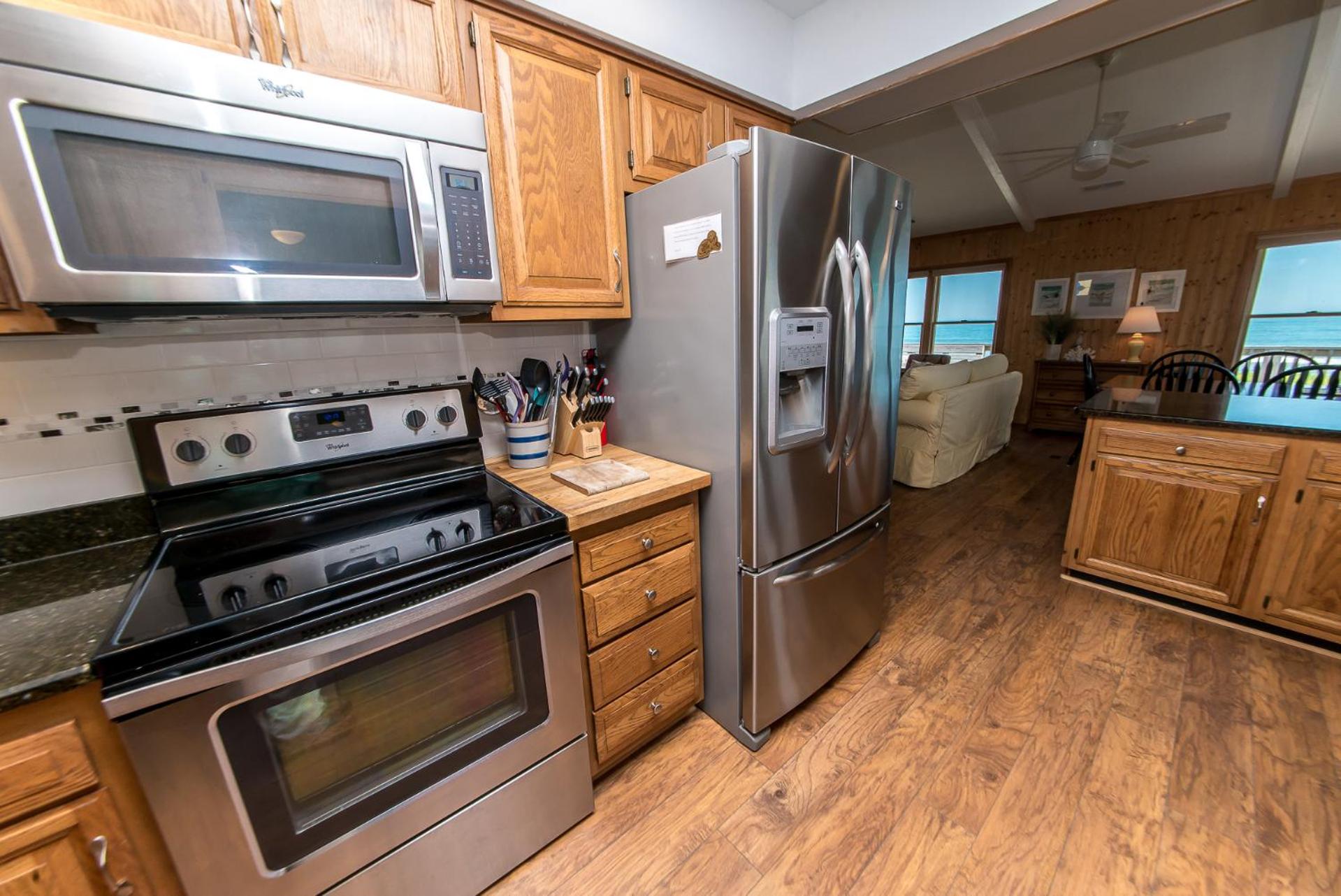 Breakaway - Duck, Sanderling, Oceanfront, Ocean View, Pets OK, Community Pool