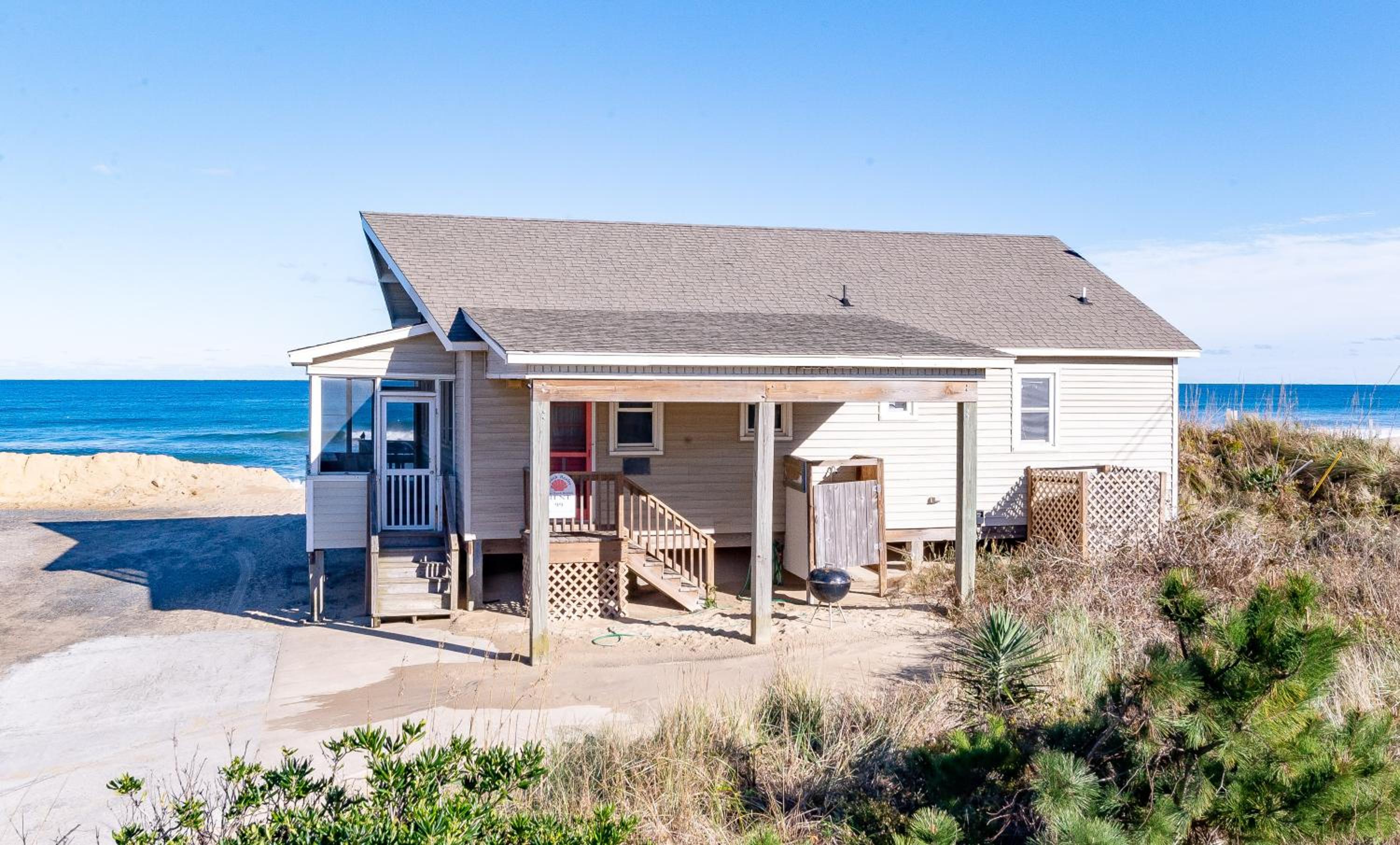 Aqua Hol - S Nags Head MP 18, Oceanfront, Ocean View, 3 Bedrooms, Flex Stays, Pets OK view 2