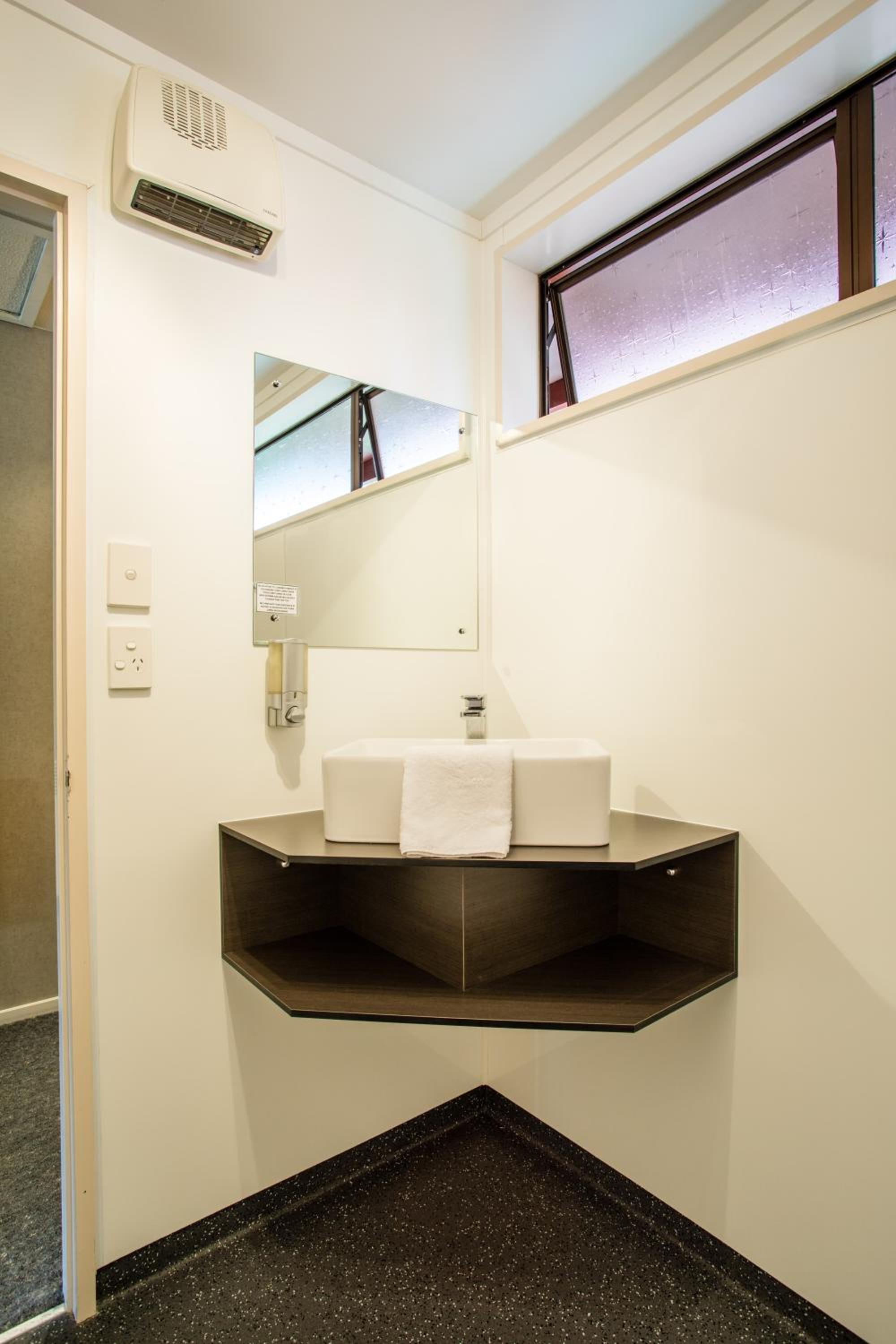 Te Anau Top 10 Holiday Park and Motels