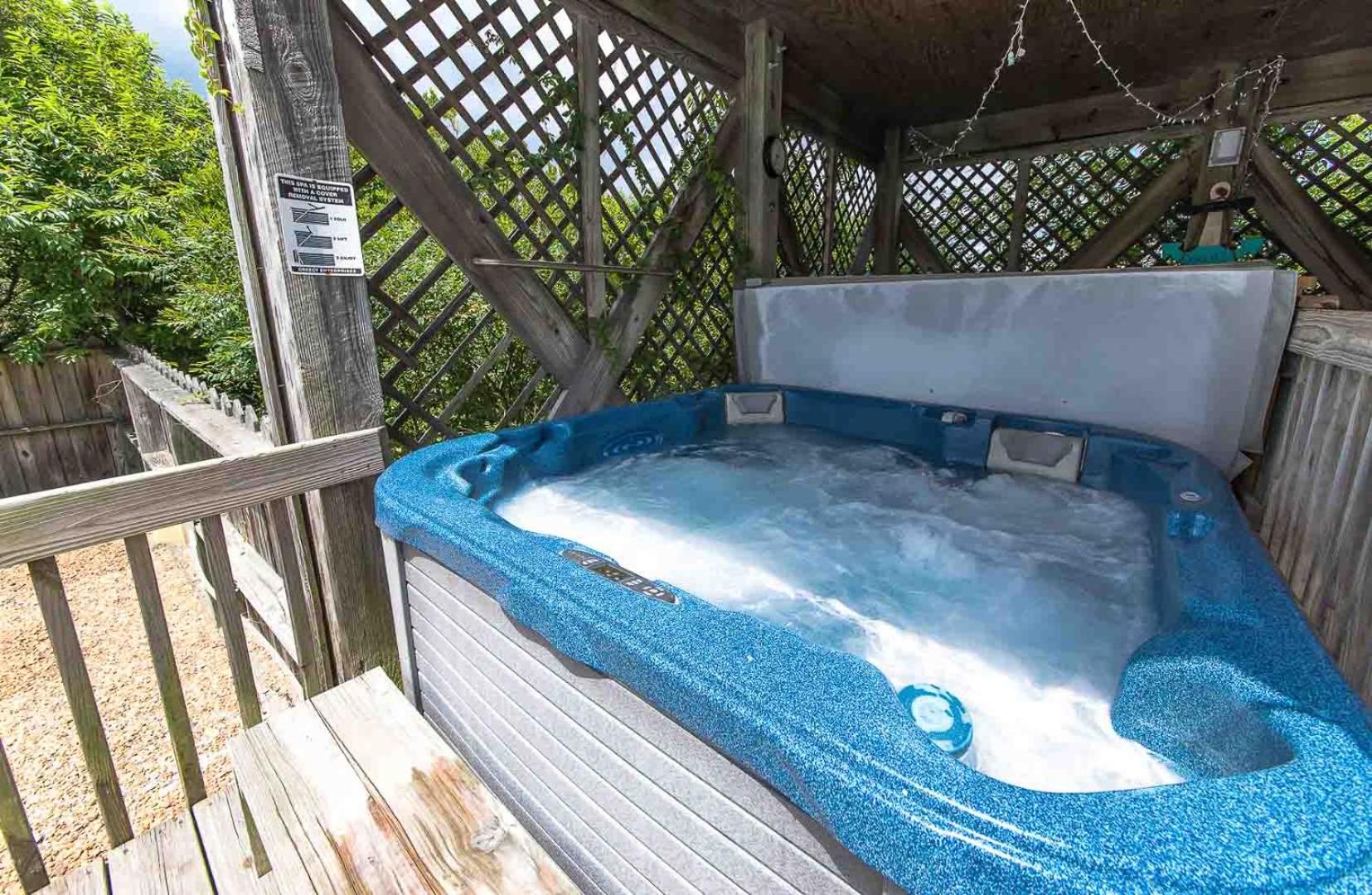 Sandi Hill - Corolla, Whalehead, 295 Yds to Beach, Ocean View, Pool, Hot Tub, Pets OK
