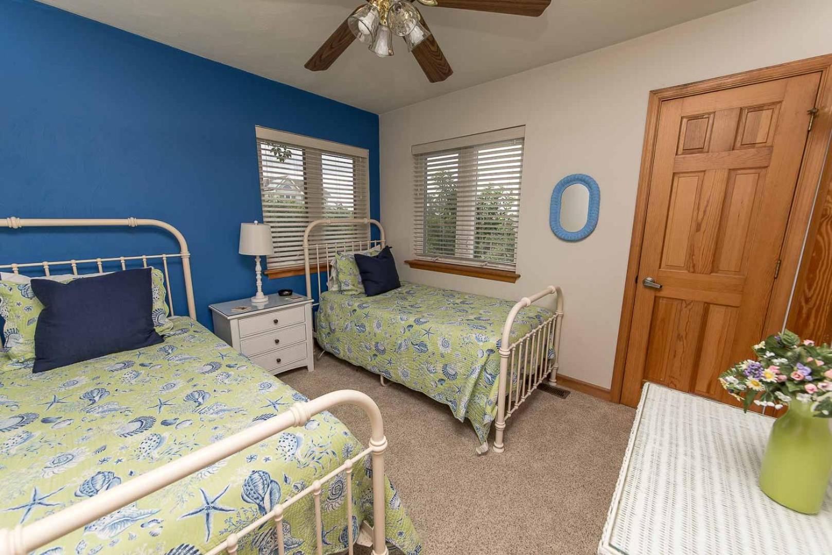 Sandi Hill - Corolla, Whalehead, 295 Yds to Beach, Ocean View, Pool, Hot Tub, Pets OK