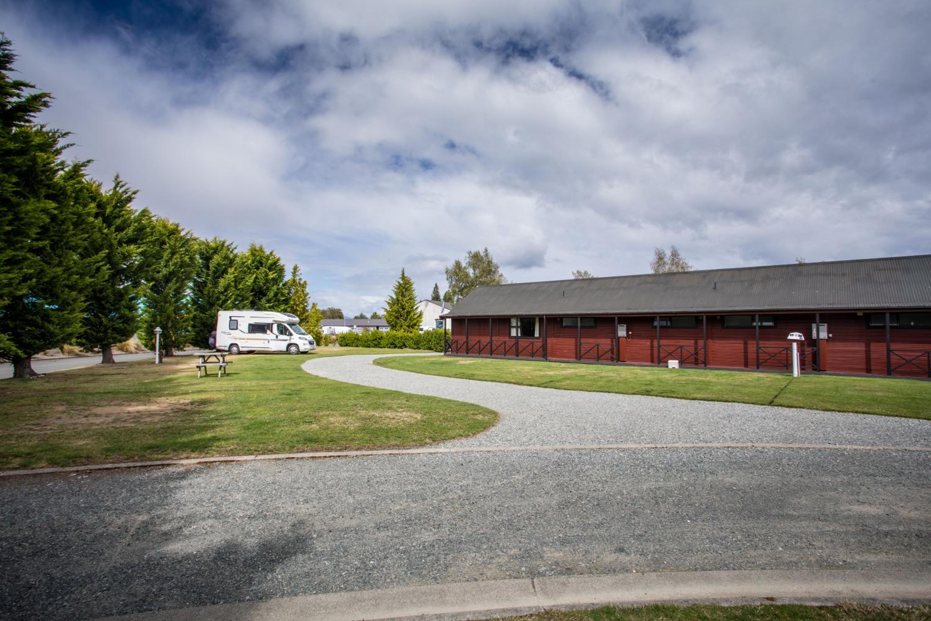 Te Anau Top 10 Holiday Park and Motels