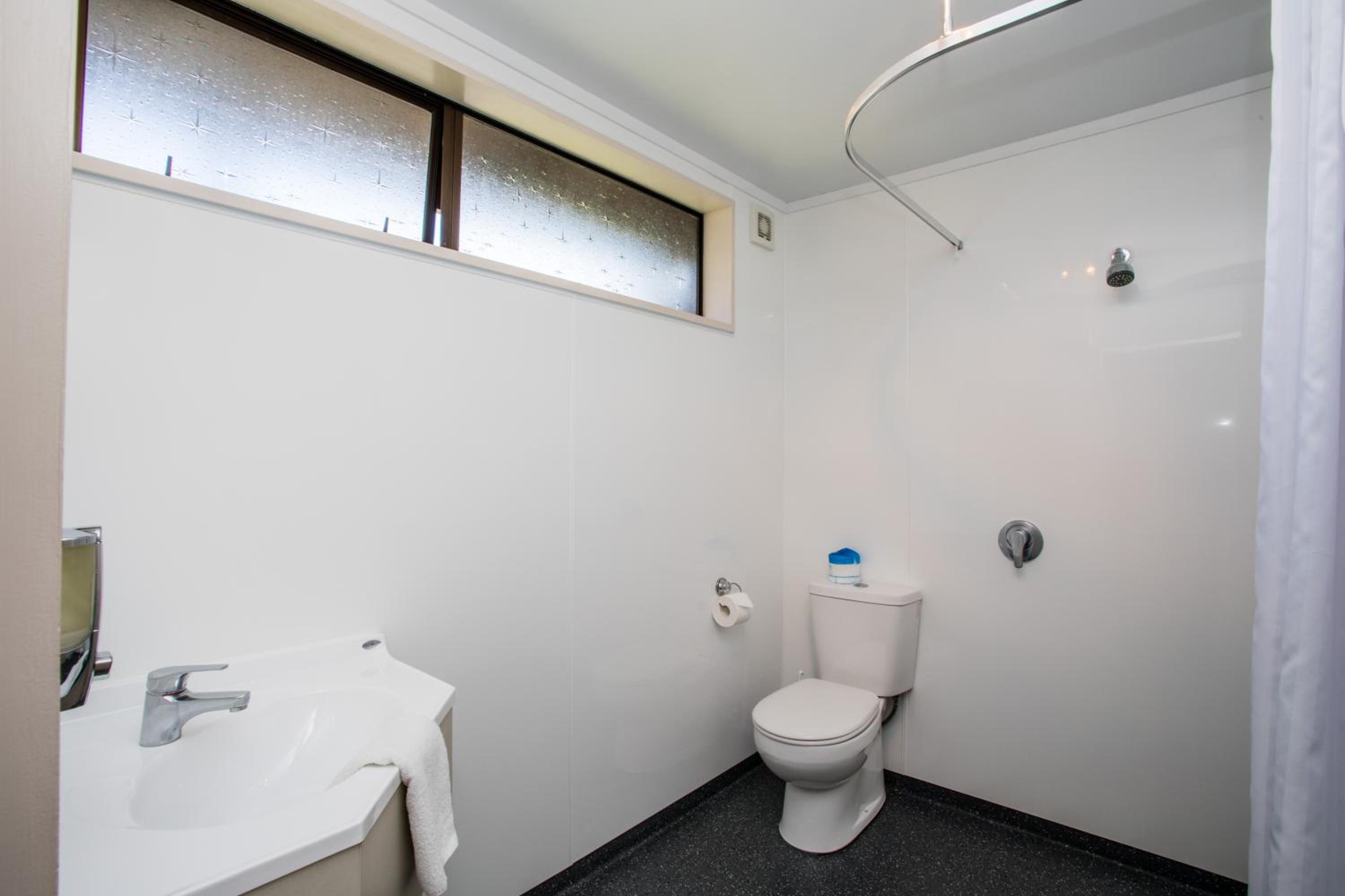 Te Anau Top 10 Holiday Park and Motels