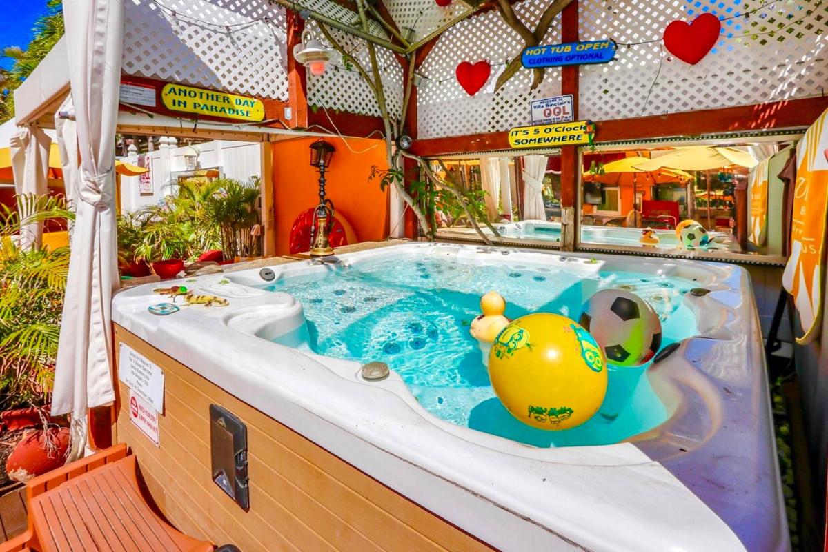 Jacuzzi