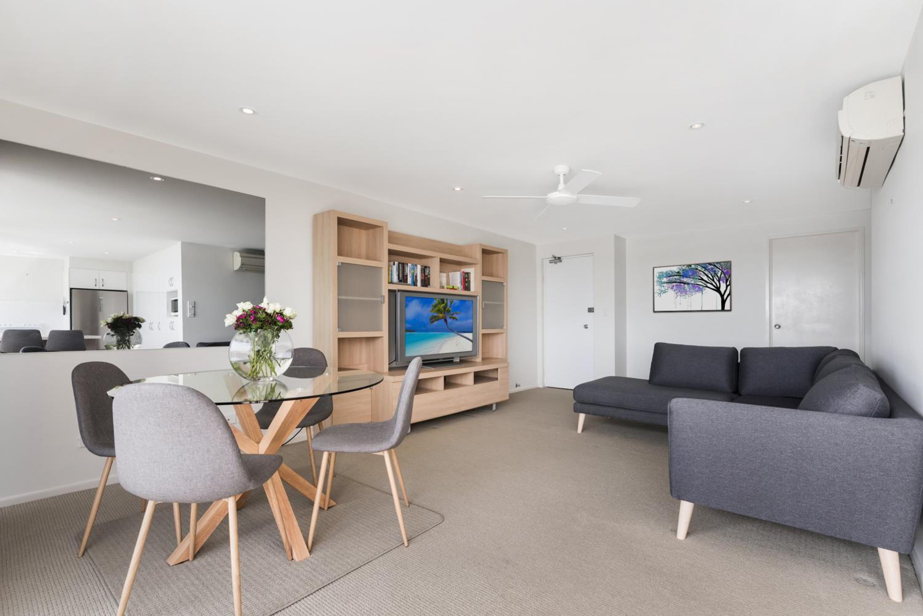 Wharf Lodge River View Apartment