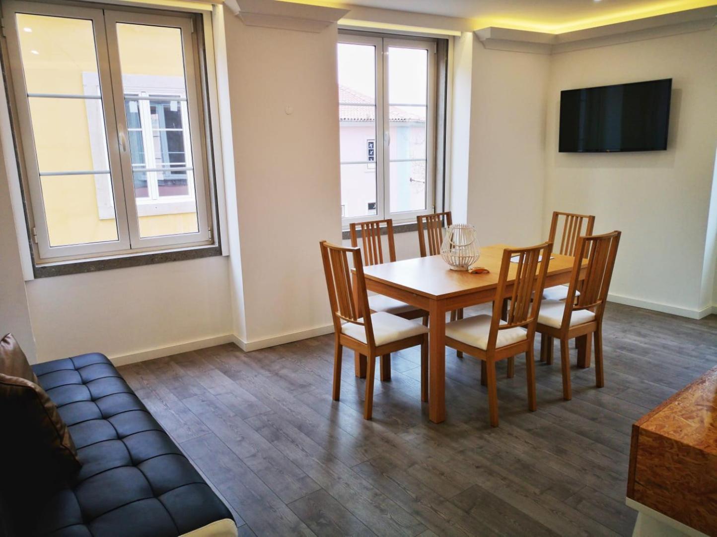 Sintra Design Apartment view 4