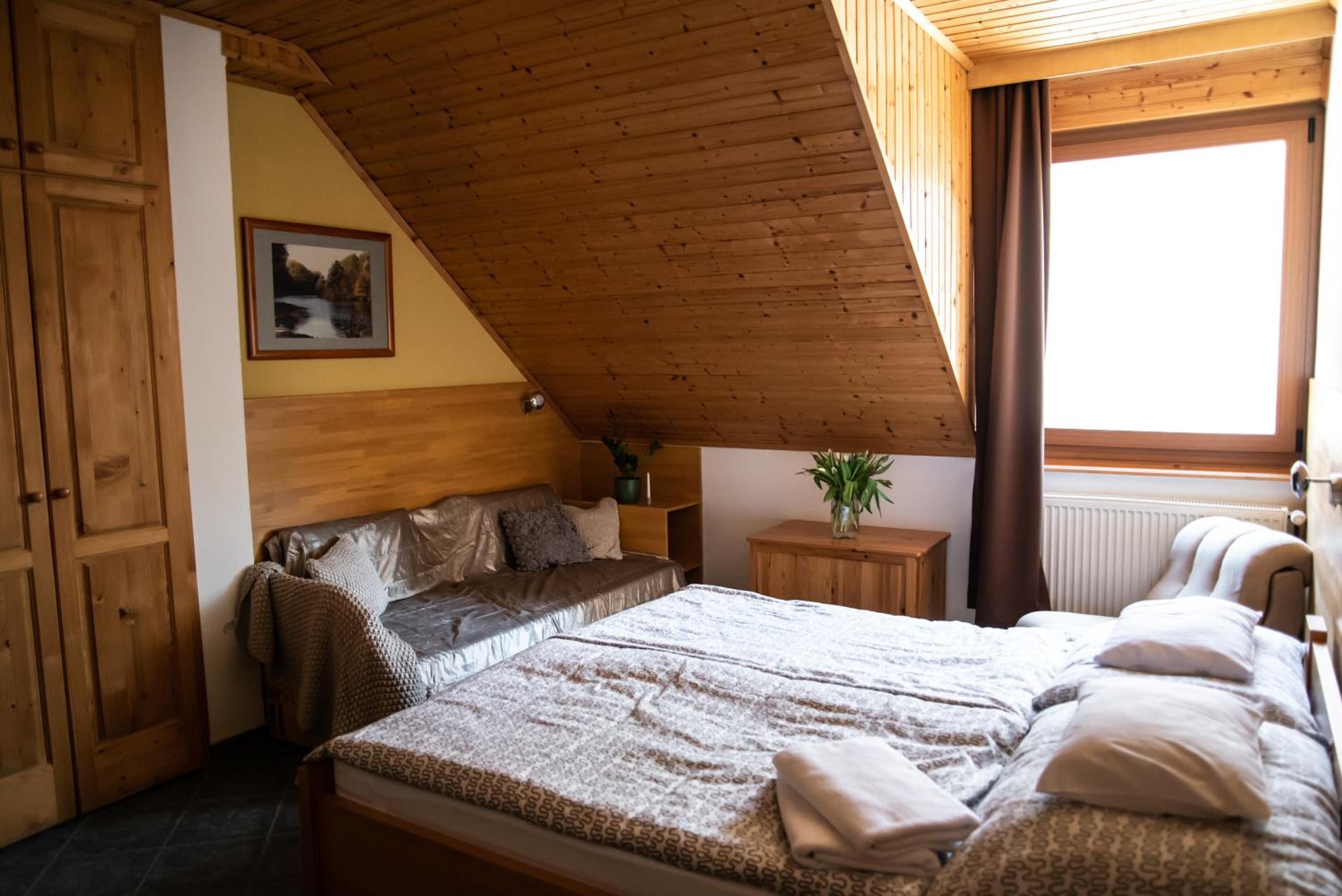Hetényi Apartmanház és Birtok