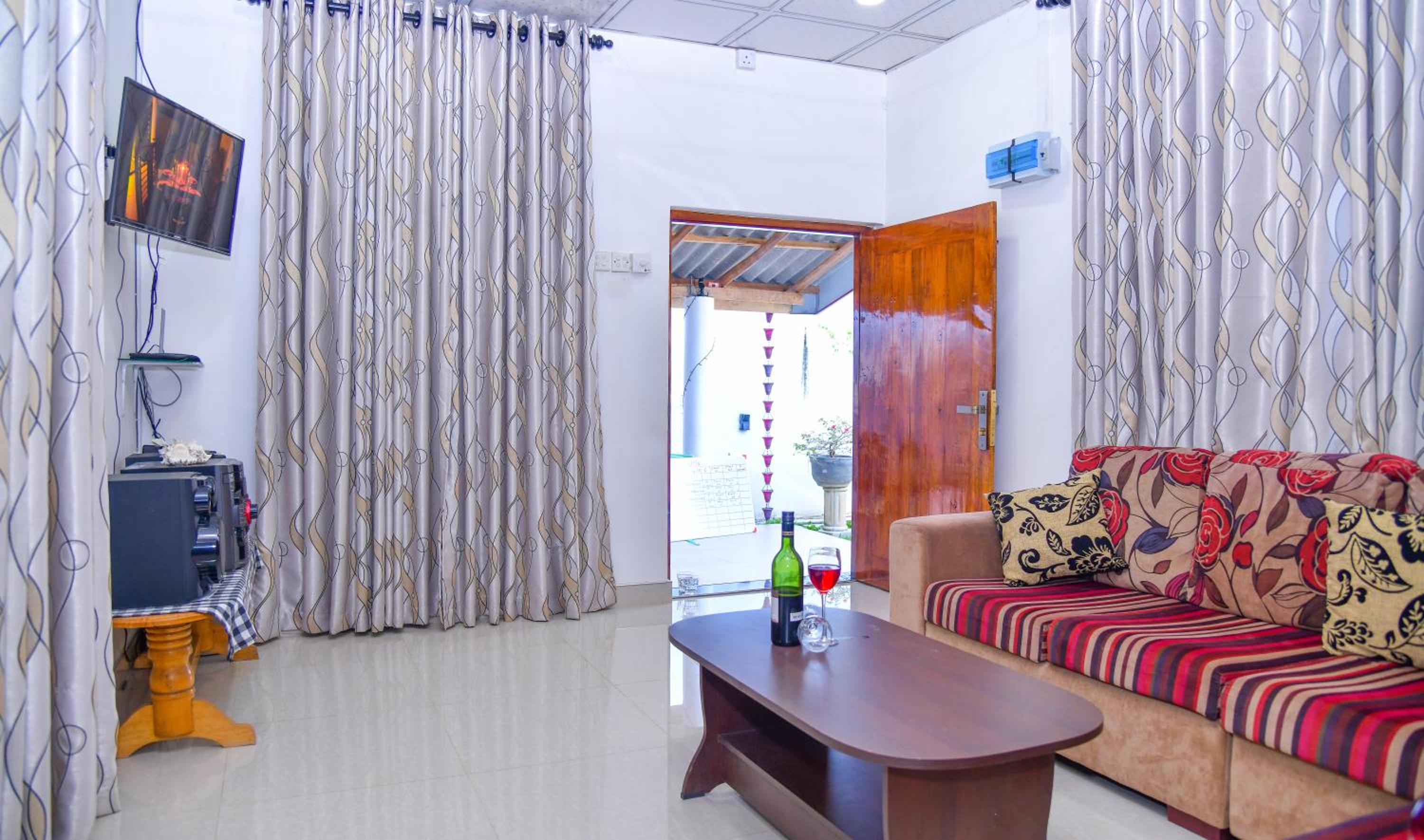 Golden Pearl Private Villa Tangalle