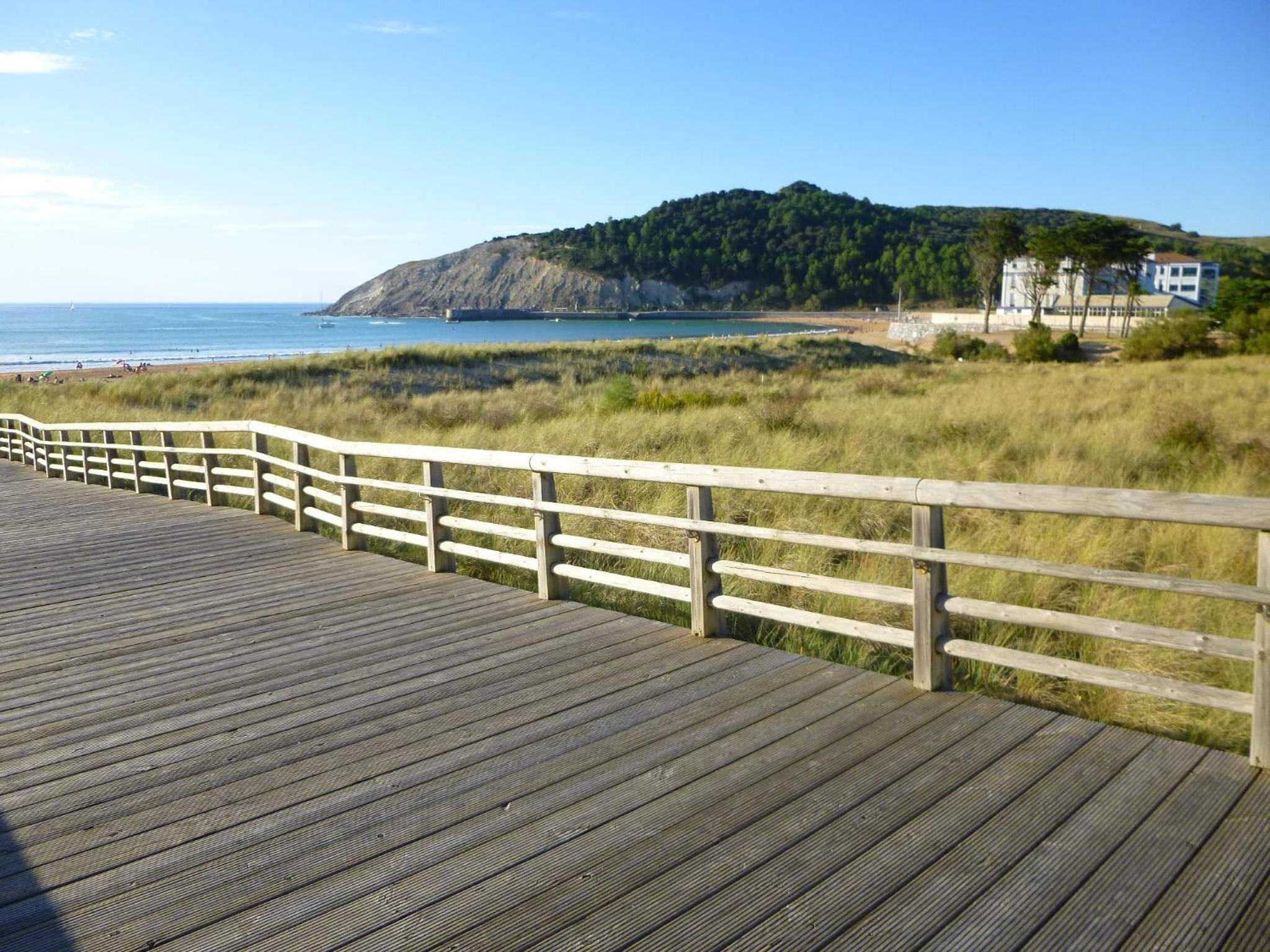 GORLIZ Apartment close to the BEACH & Parking view 2