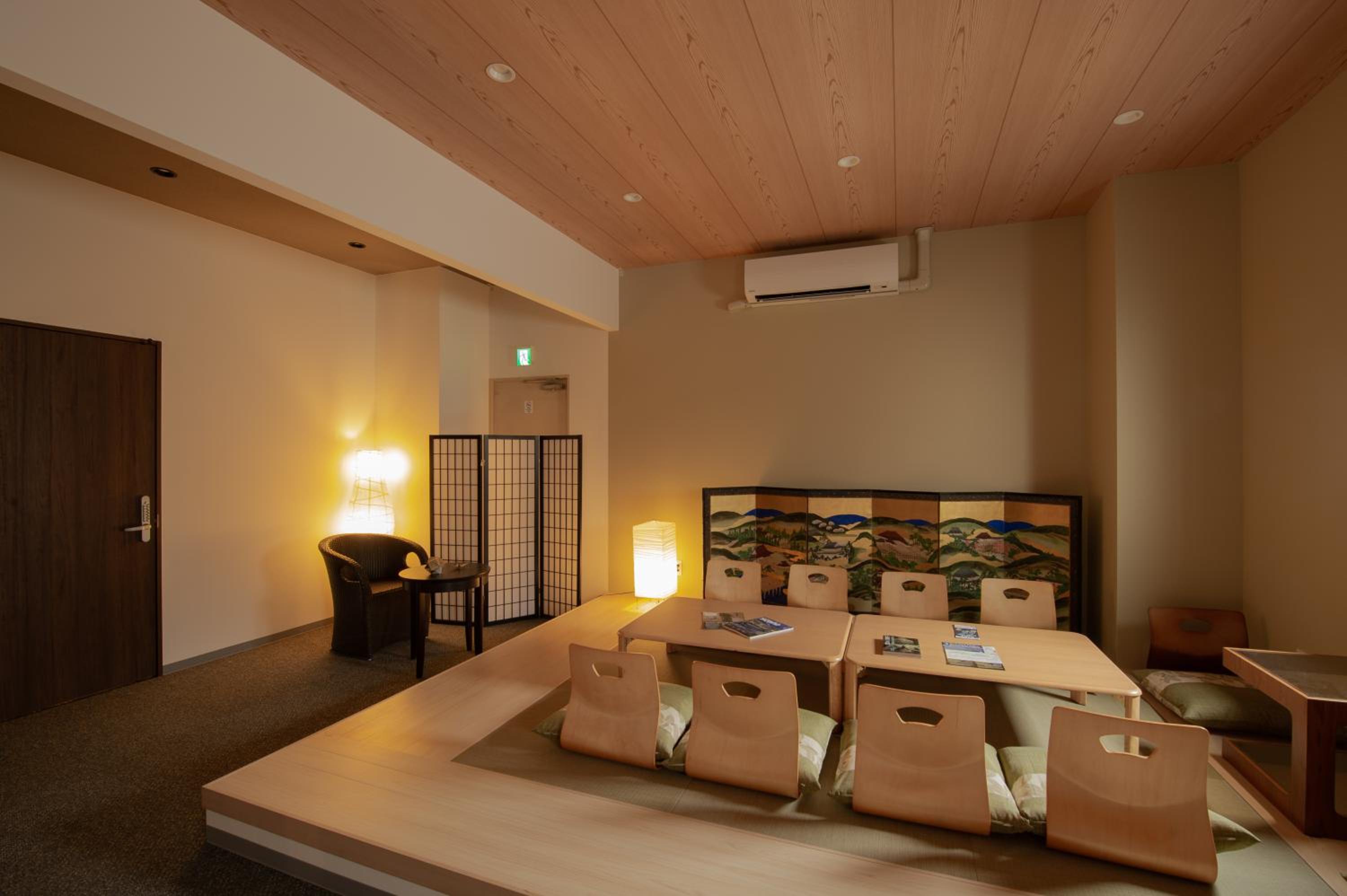 meeting & event spaces