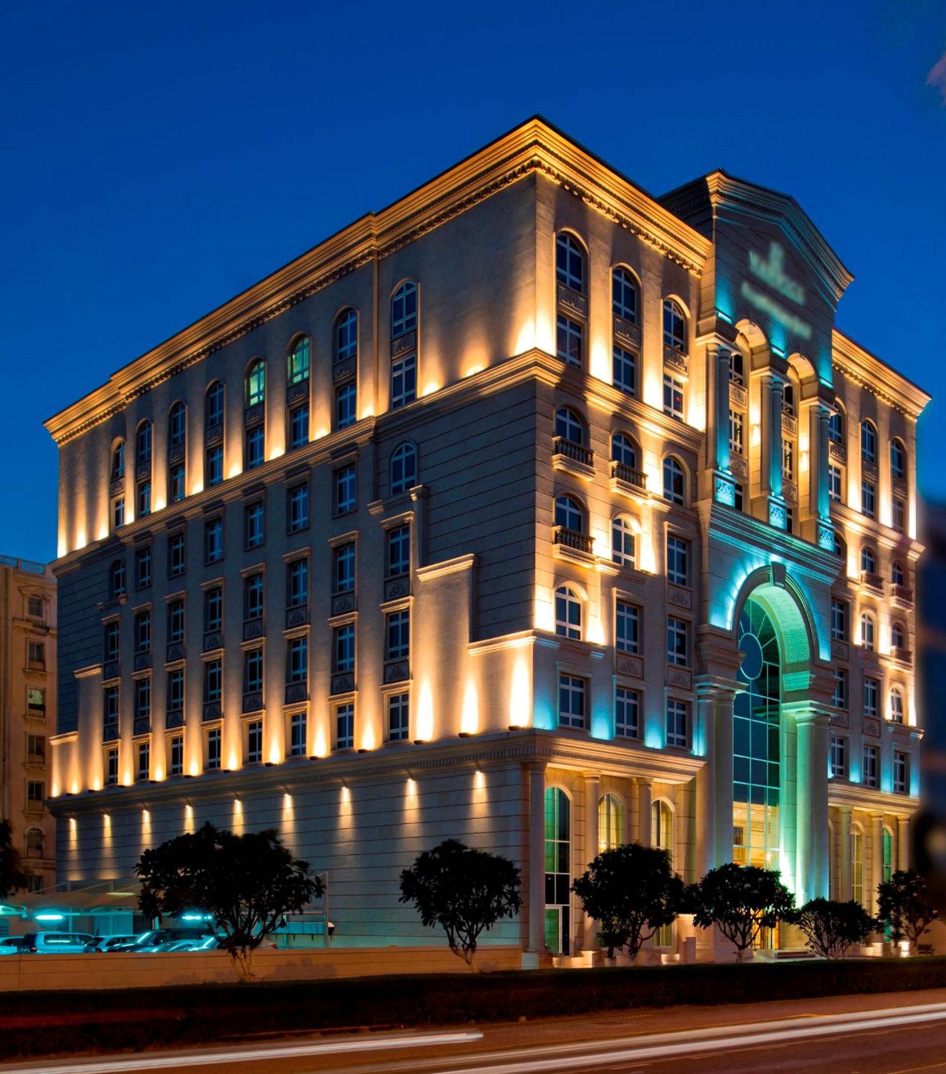 Hotel Warwick Doha - Image 1