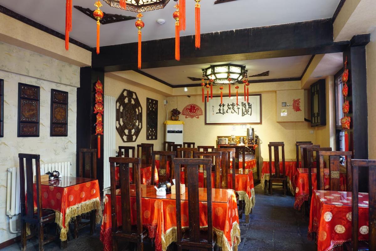 restaurant