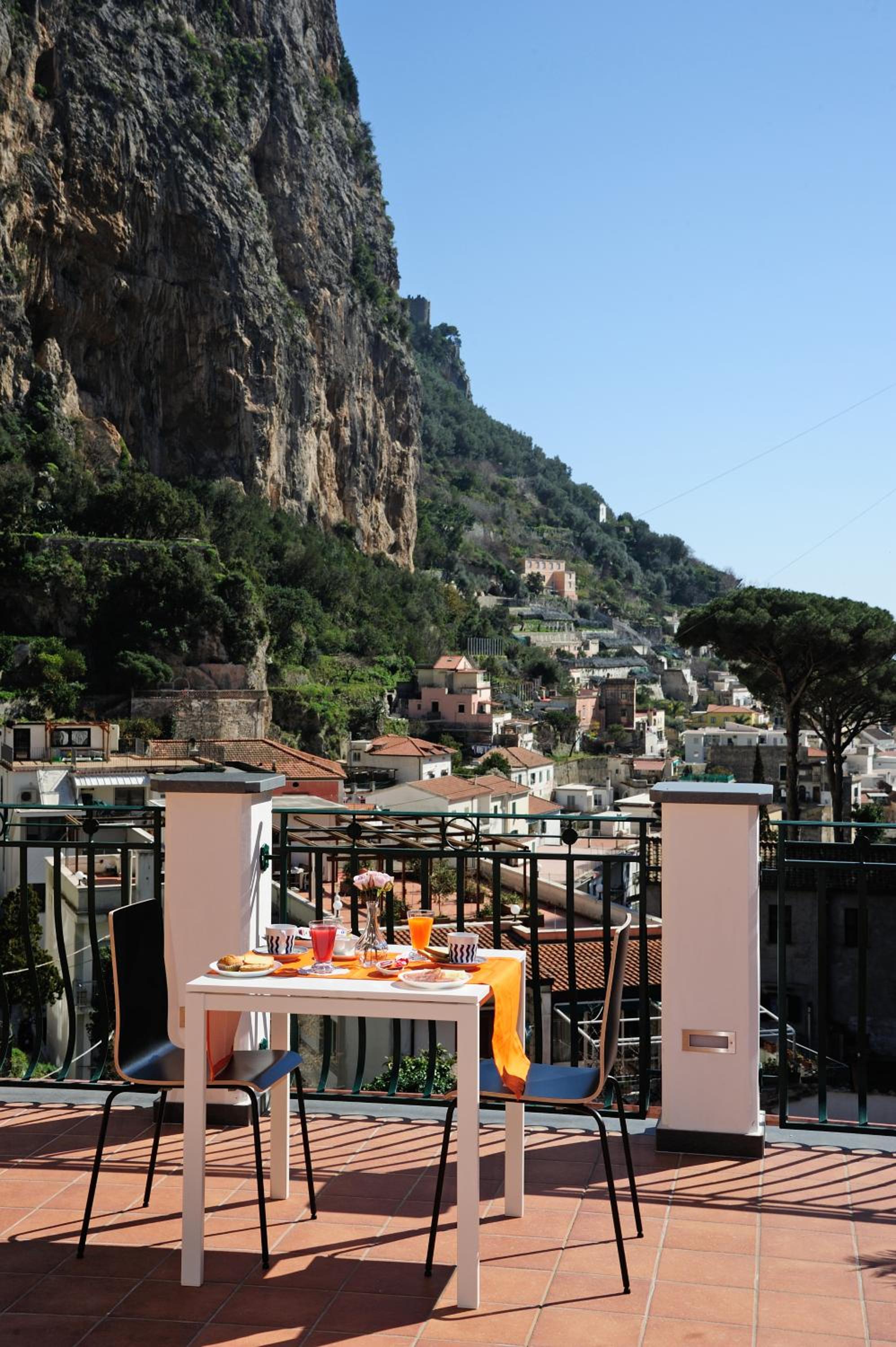 B&B Valentì view 2