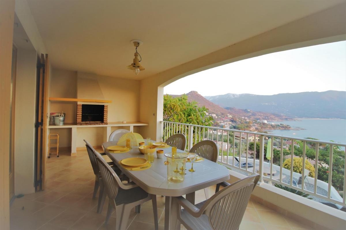 Residence U MELU GRAND T3 JAUNE à l'étage view 3