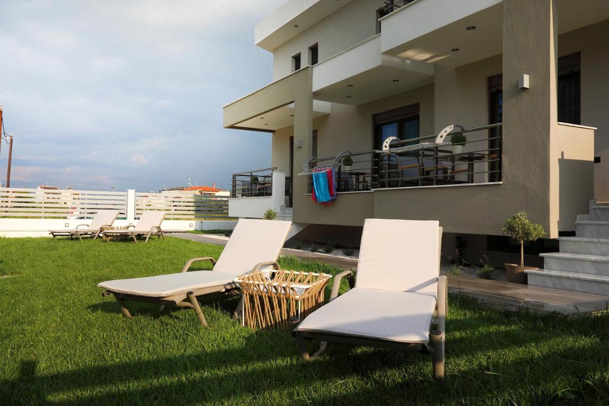 outdoor BBQ area