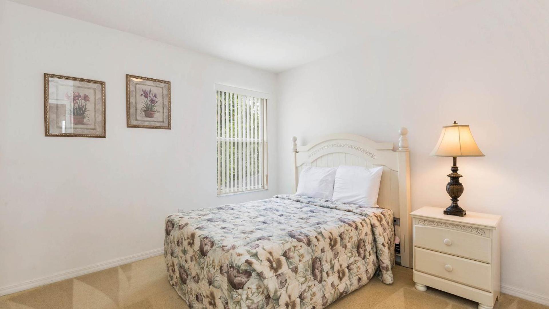 Lucky Charm - Budget-friendly 5 bed vacation home, close to Disney World view 4