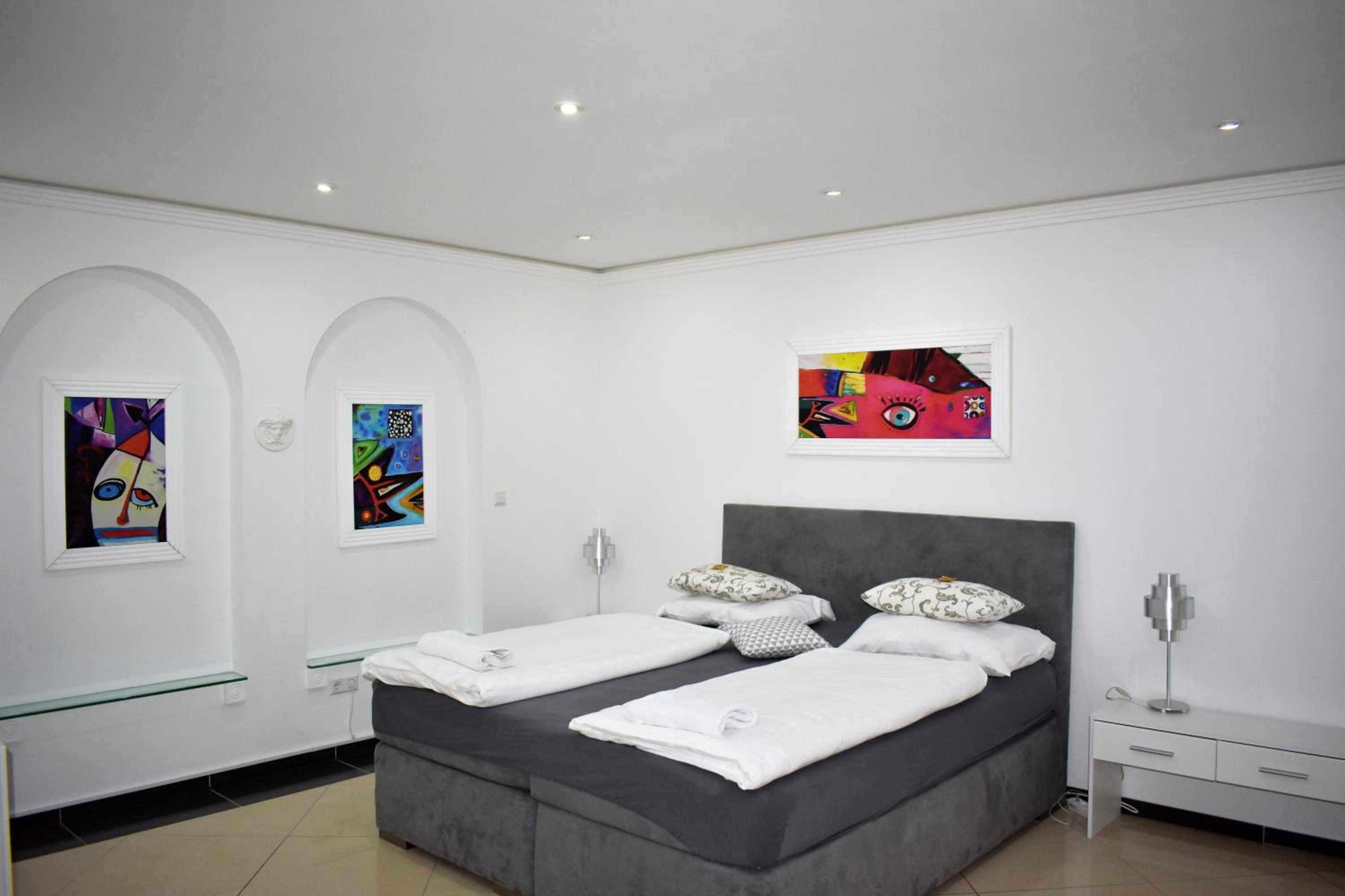Villaci Business Apartments view 3