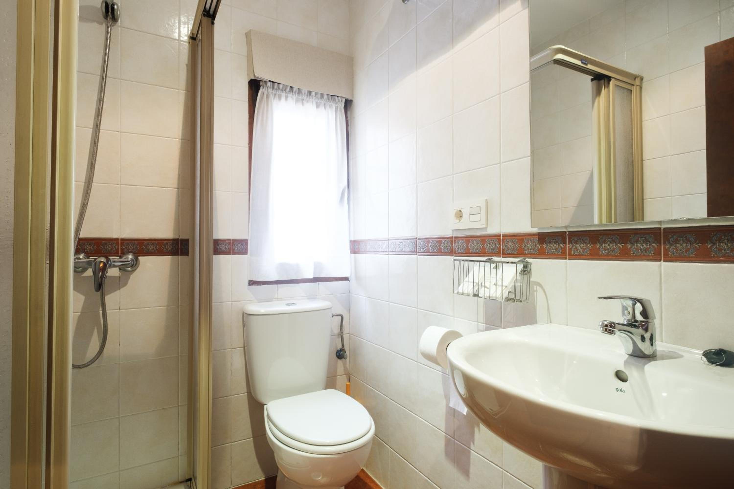 Herminia Apartments view 5