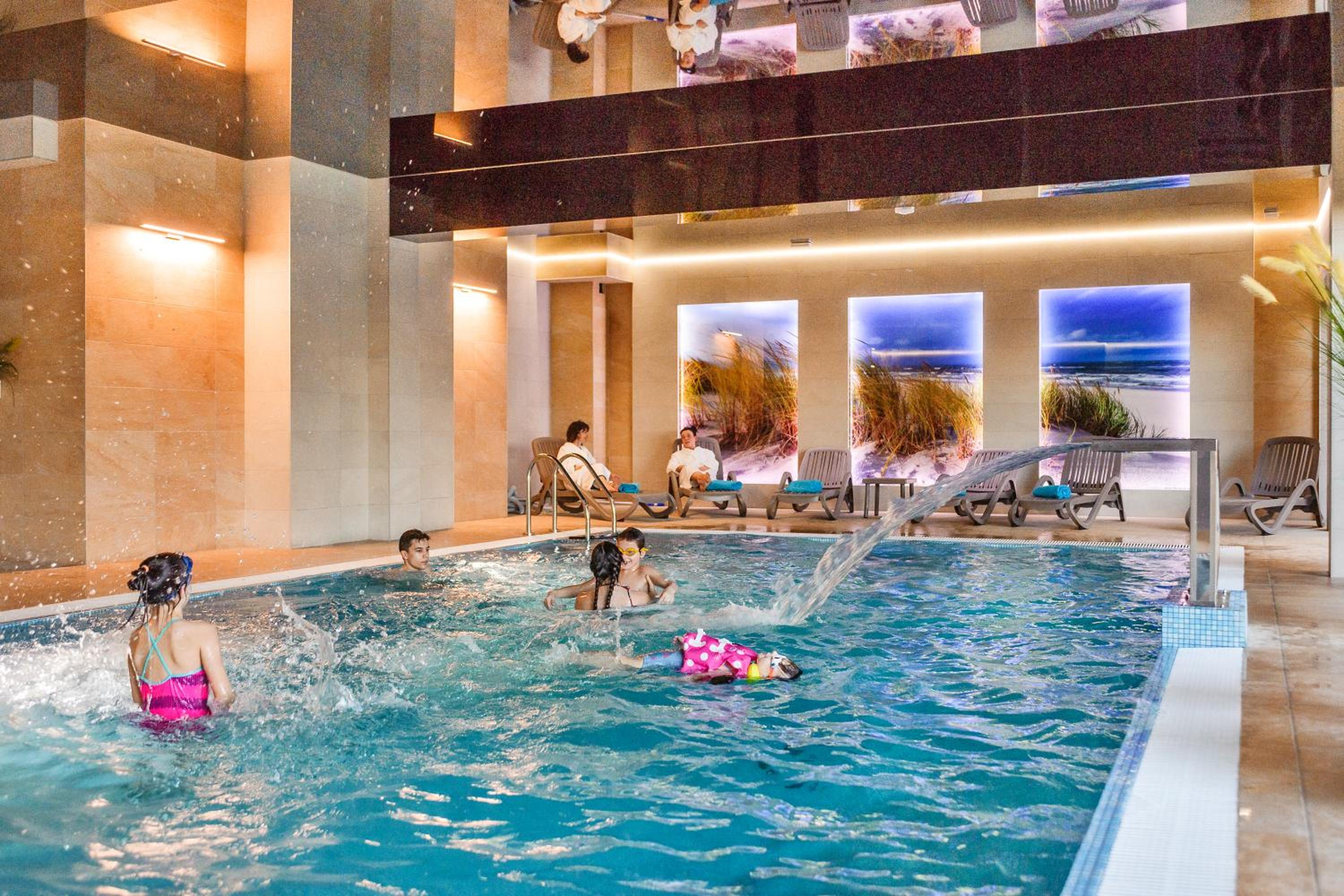 Hotel Apartamenty Sun & Snow Kołobrzeg Resorts z basenem - Image 1