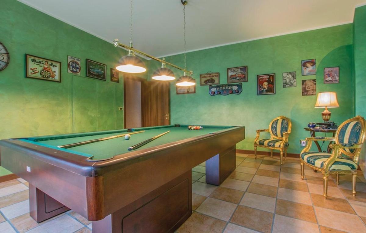 VILLA ANTIQUE con Piscina Idromassaggio in Verona, Veneto, Italia view 5