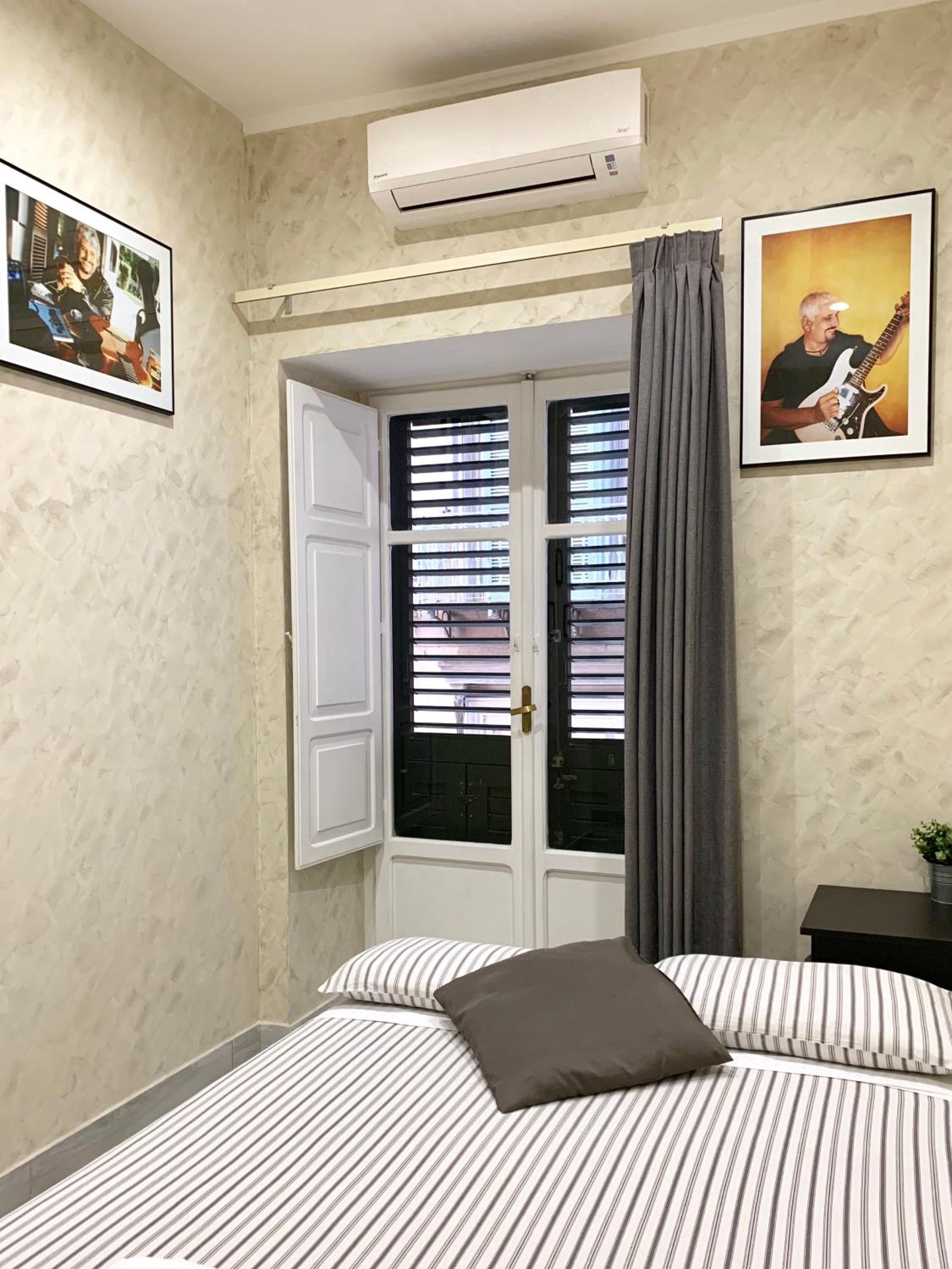 Bed No Breakfast AK