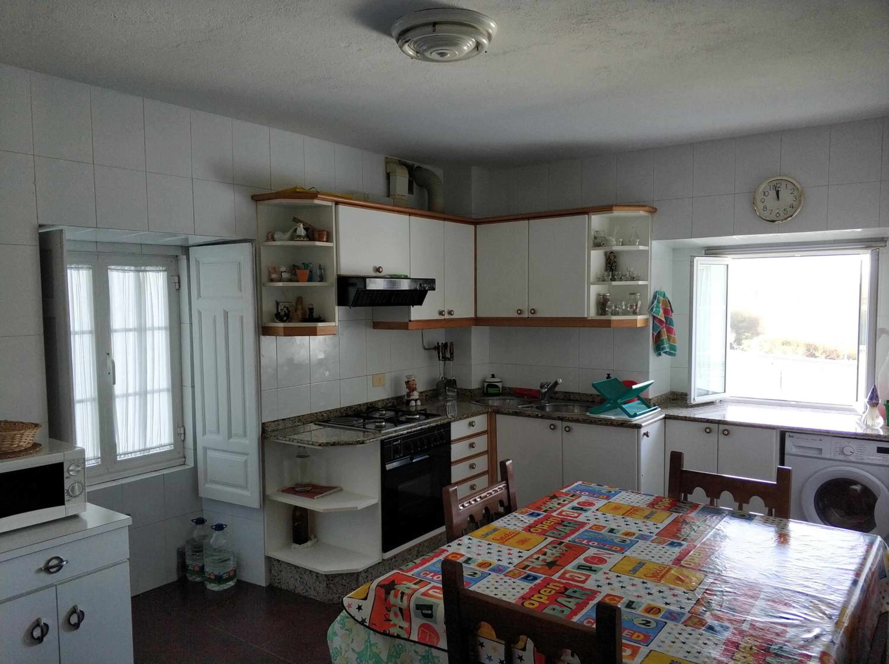 PRECIOSA CASA DE 4 HABITACIONES EN PLENO CORAZÓN DEL CAMINO DE SANTIAGO! photo 4