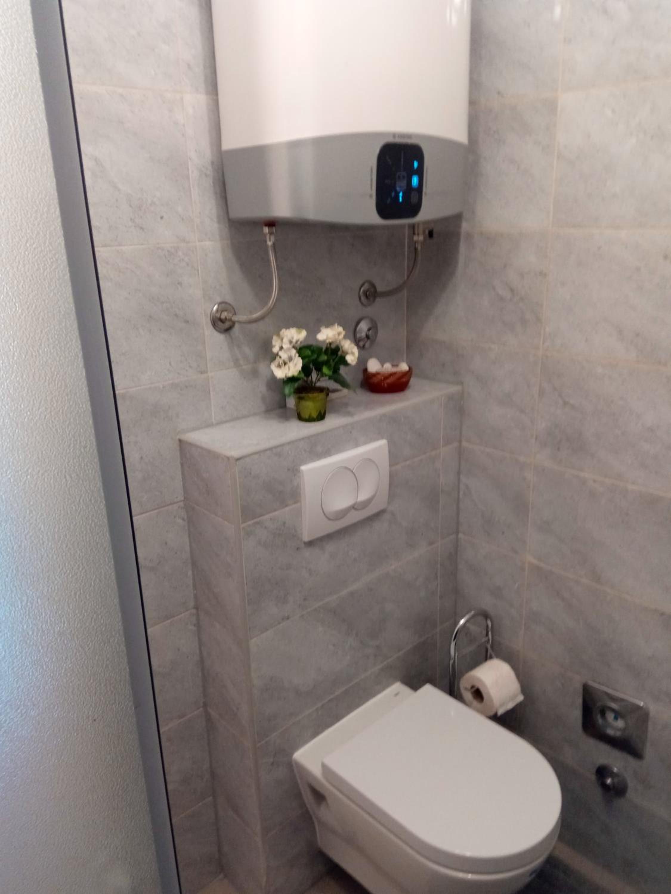 Studio apartment Lola view 3